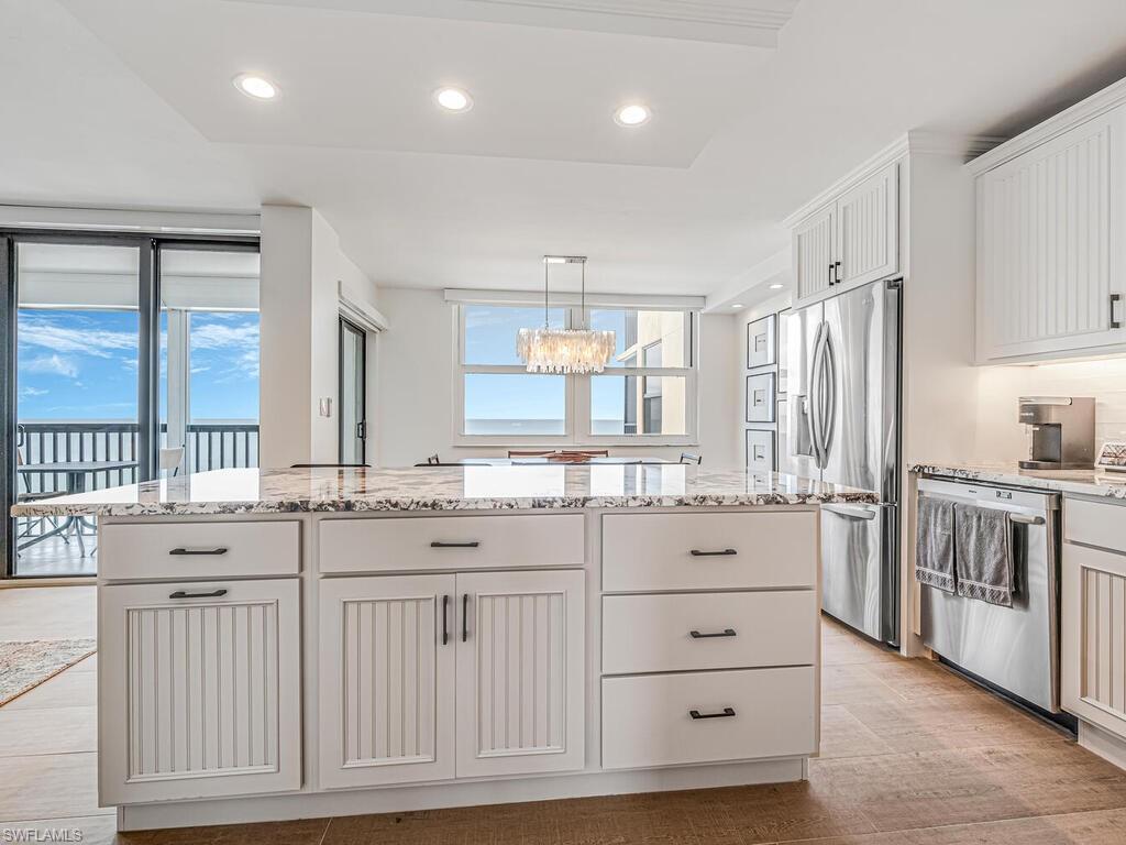 9375 Gulf Shore DR # 601