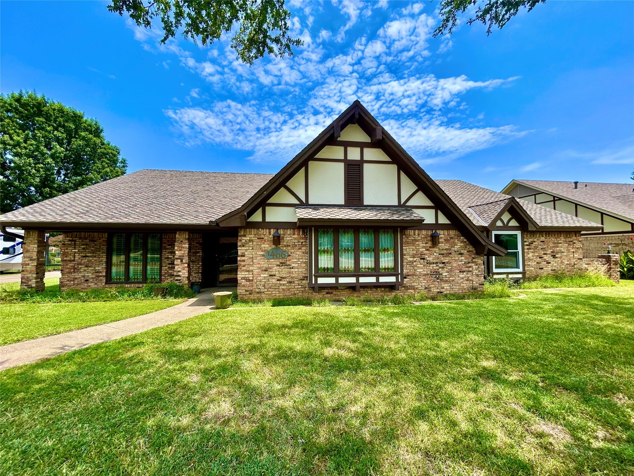 1406 Clover Hill Road