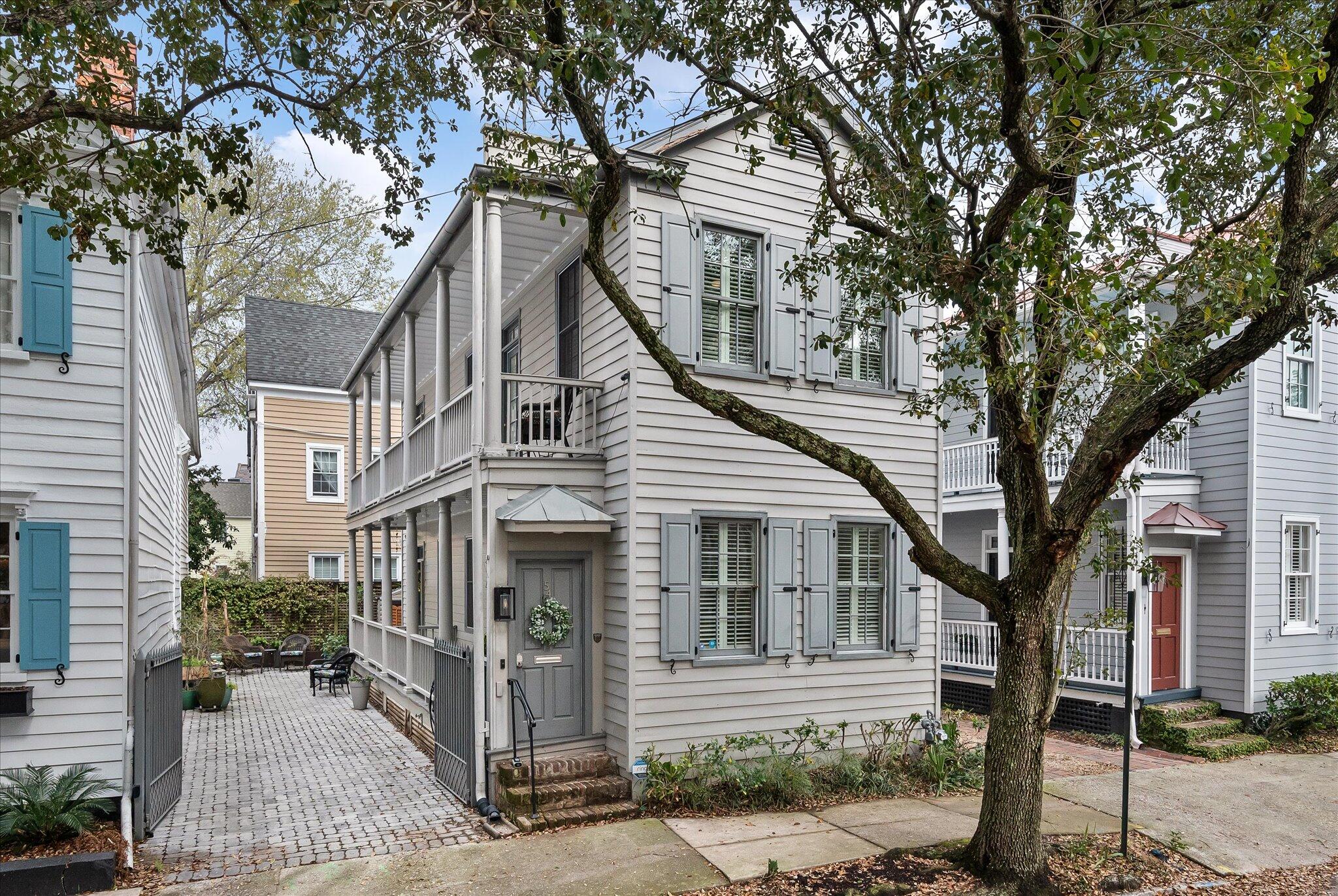 54 Warren Street