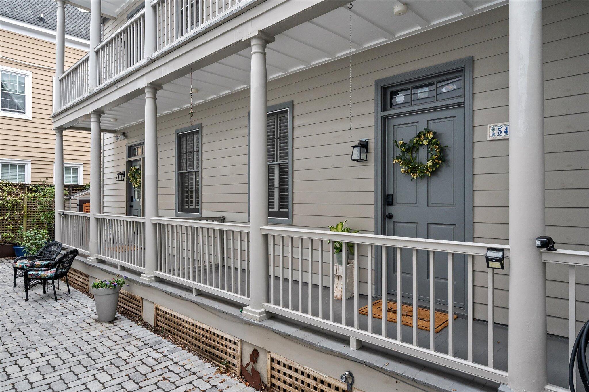 54 Warren Street