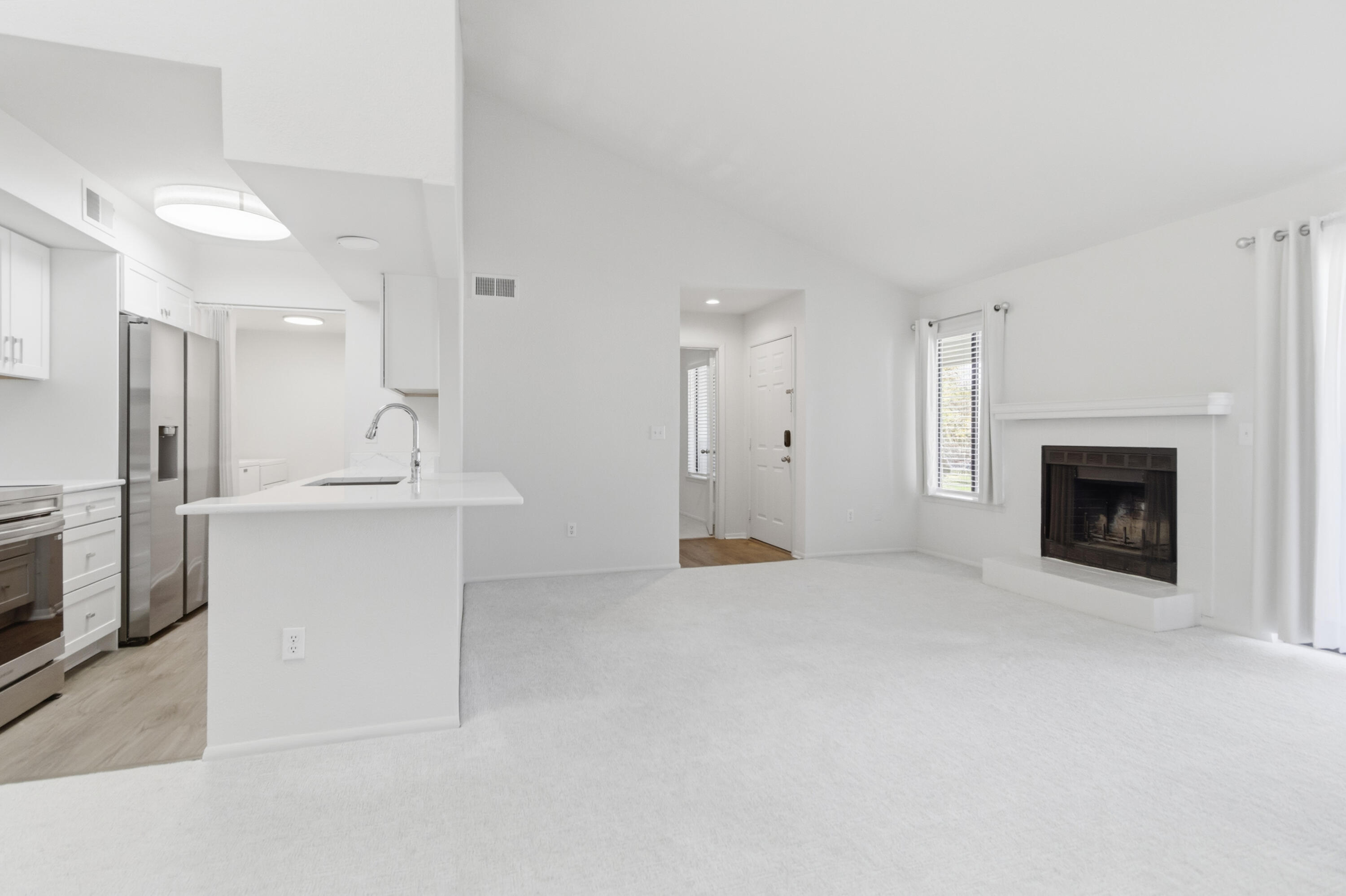 1481 Center Street Apt 603