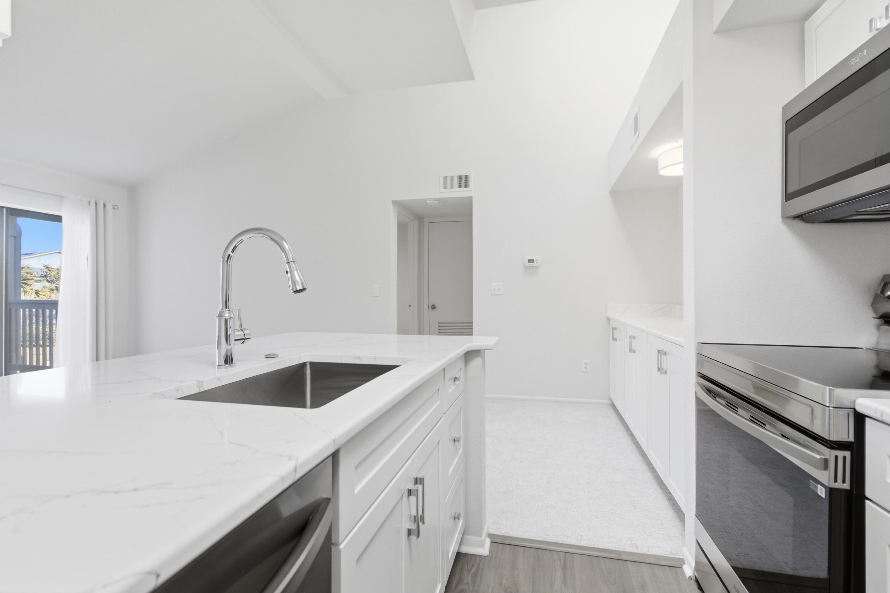 1481 Center Street Apt 603