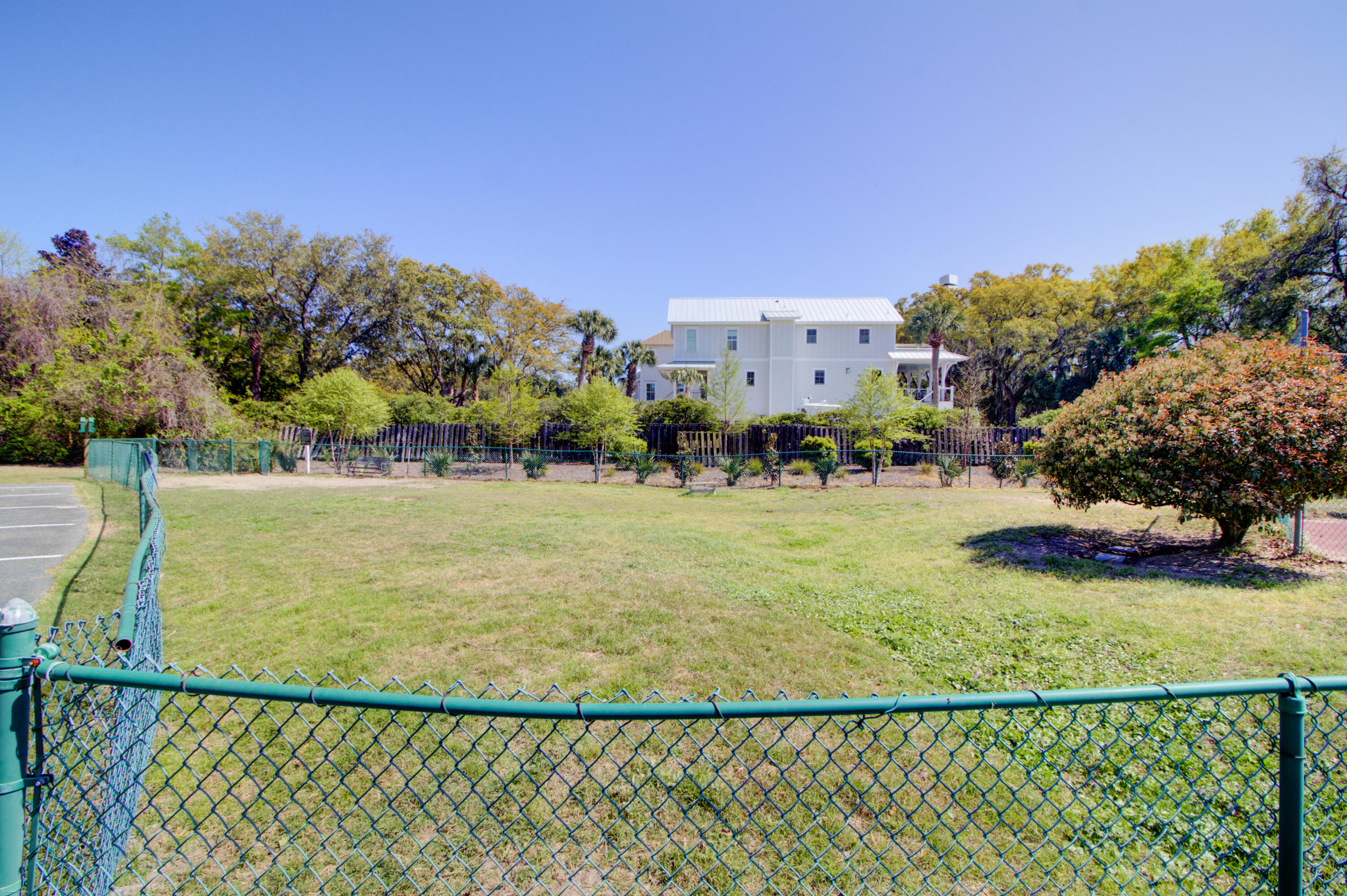 1481 Center Street Apt 603