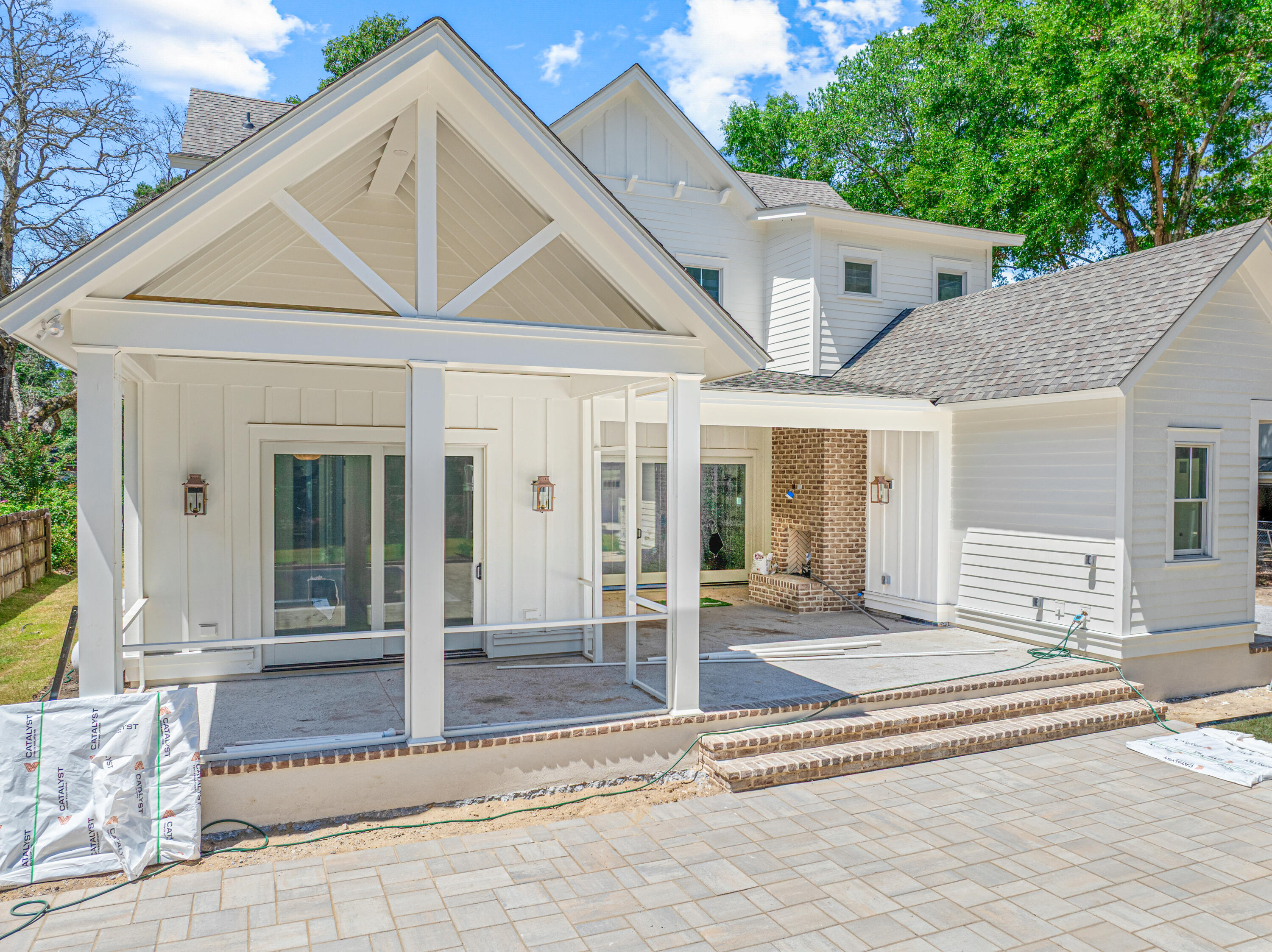 1182 Lazy Lane