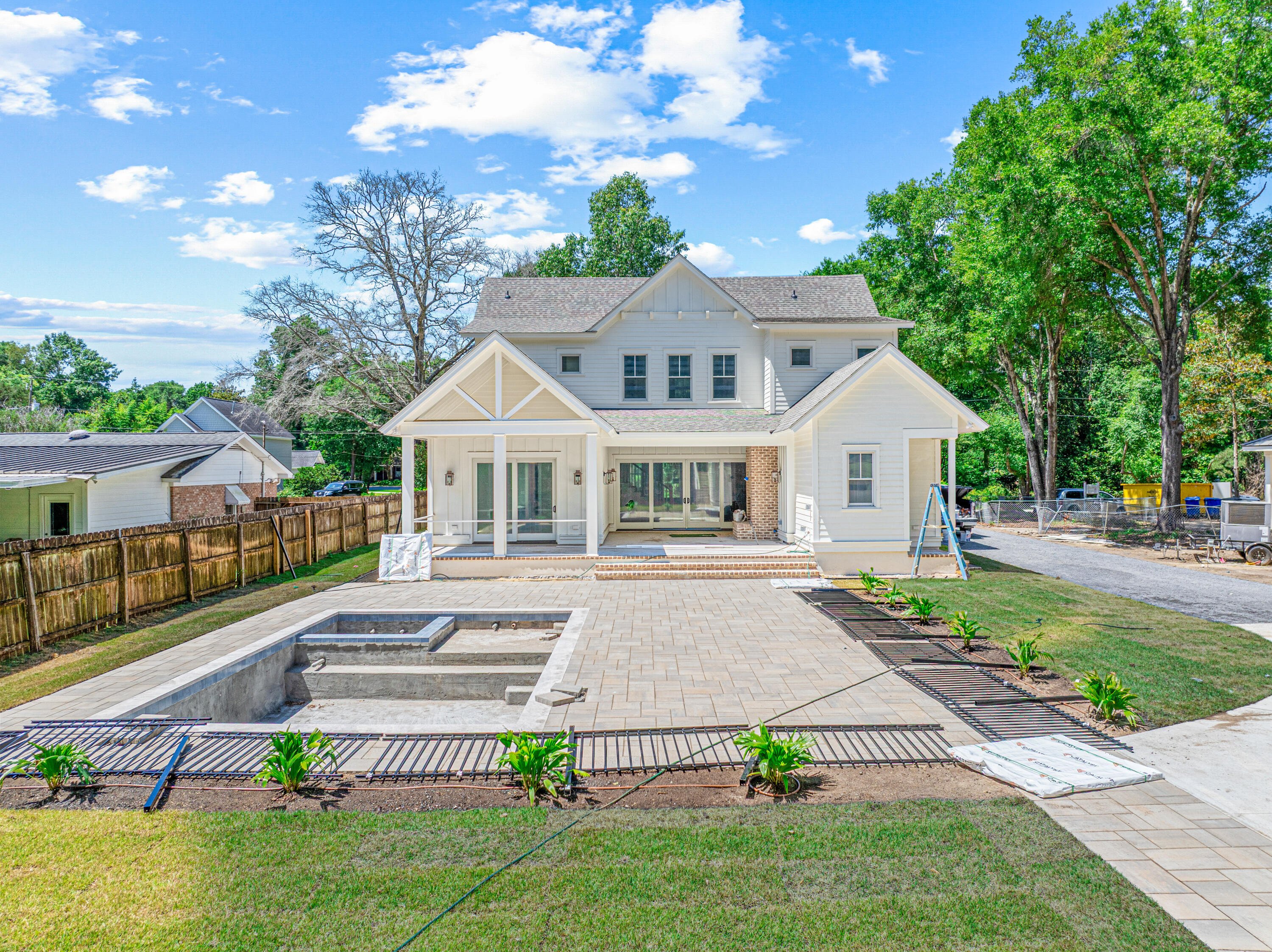 1182 Lazy Lane