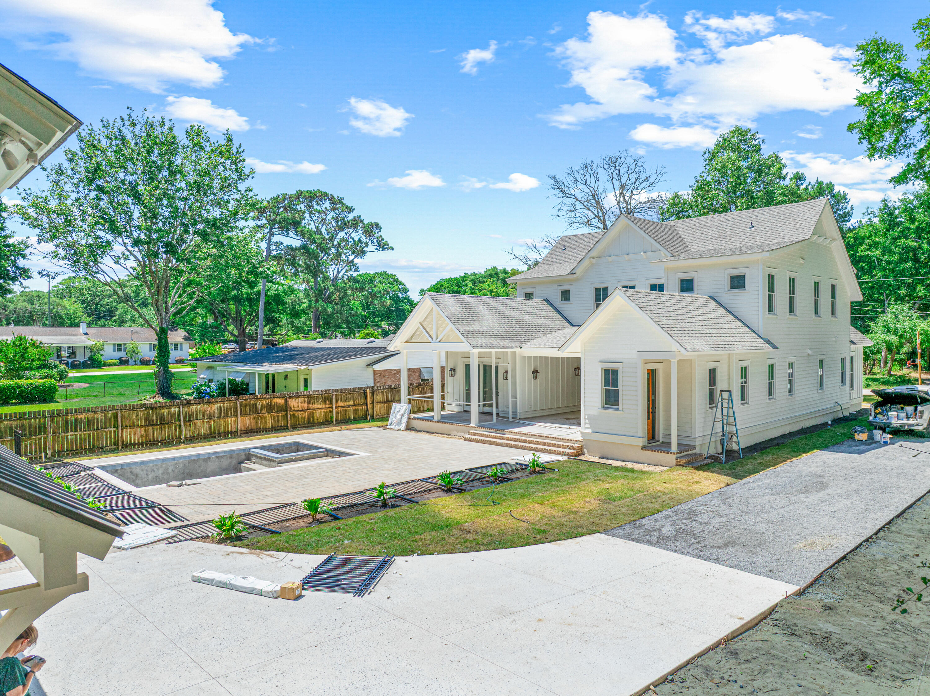 1182 Lazy Lane