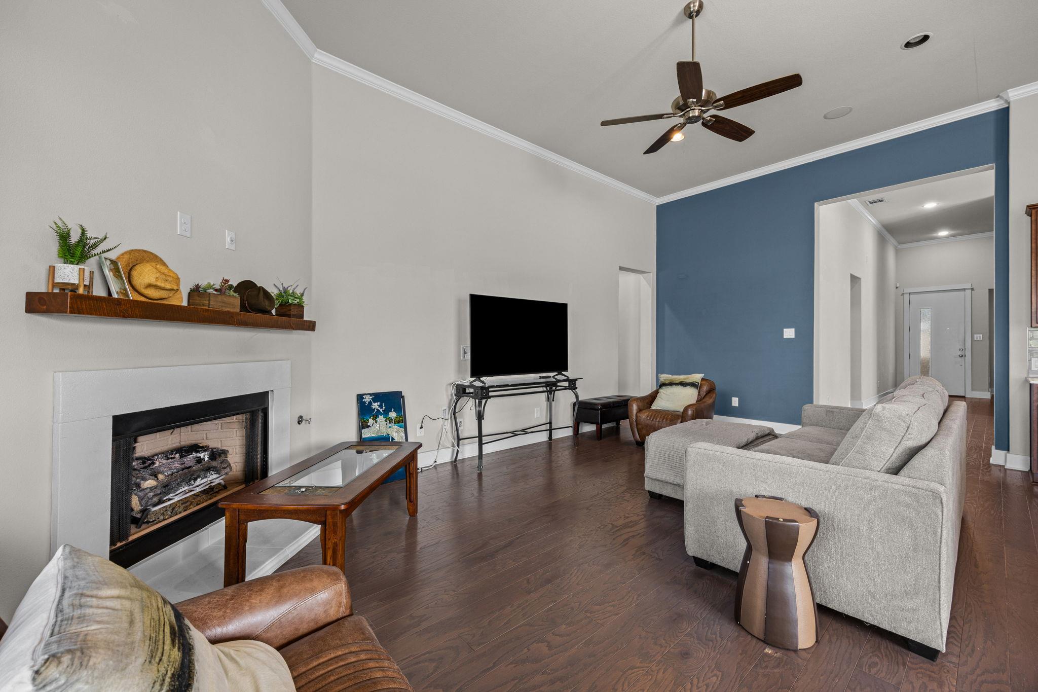 13701 Ronald W Reagan BLVD # 101