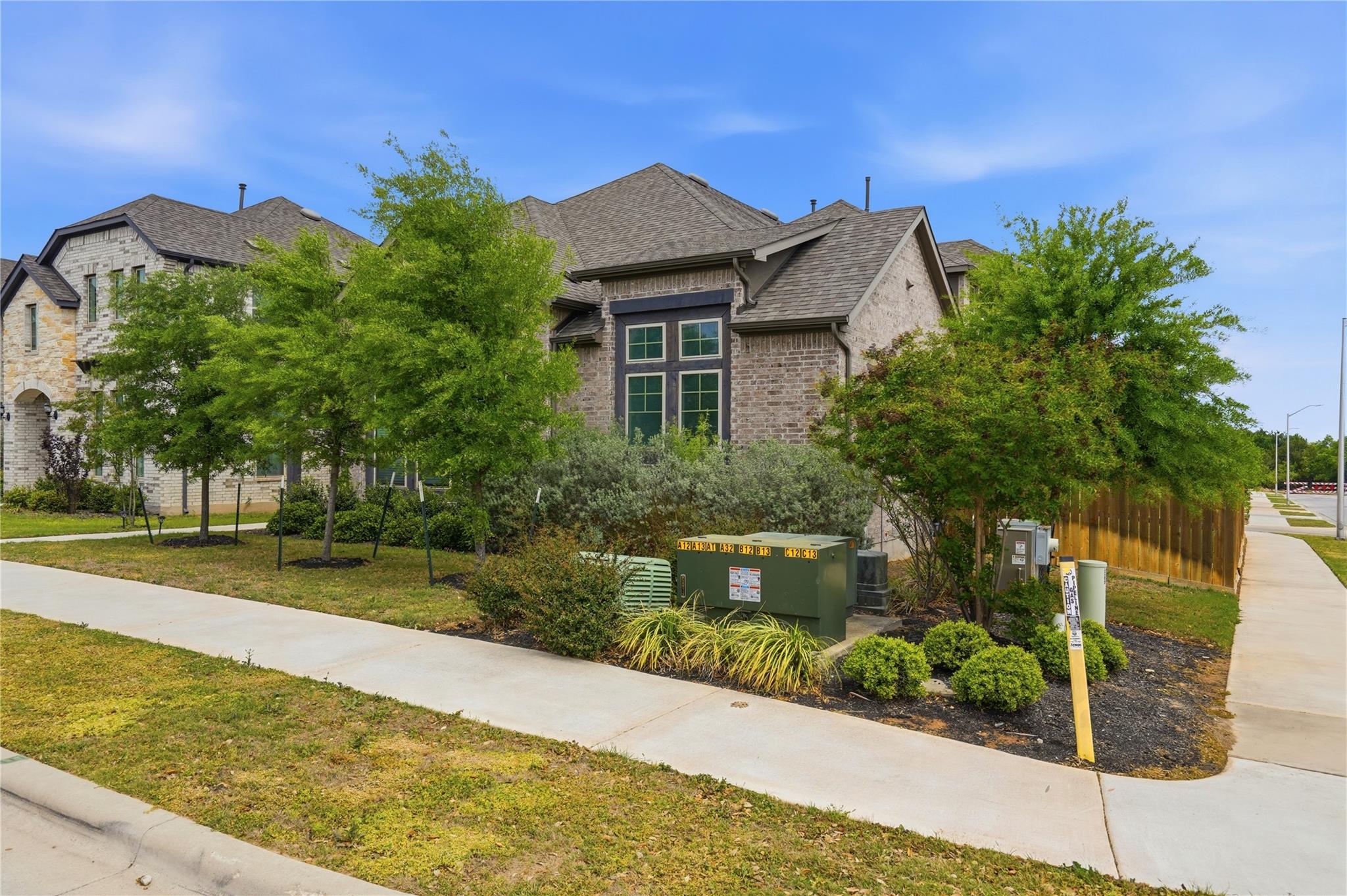 2804 Stone Branch DR