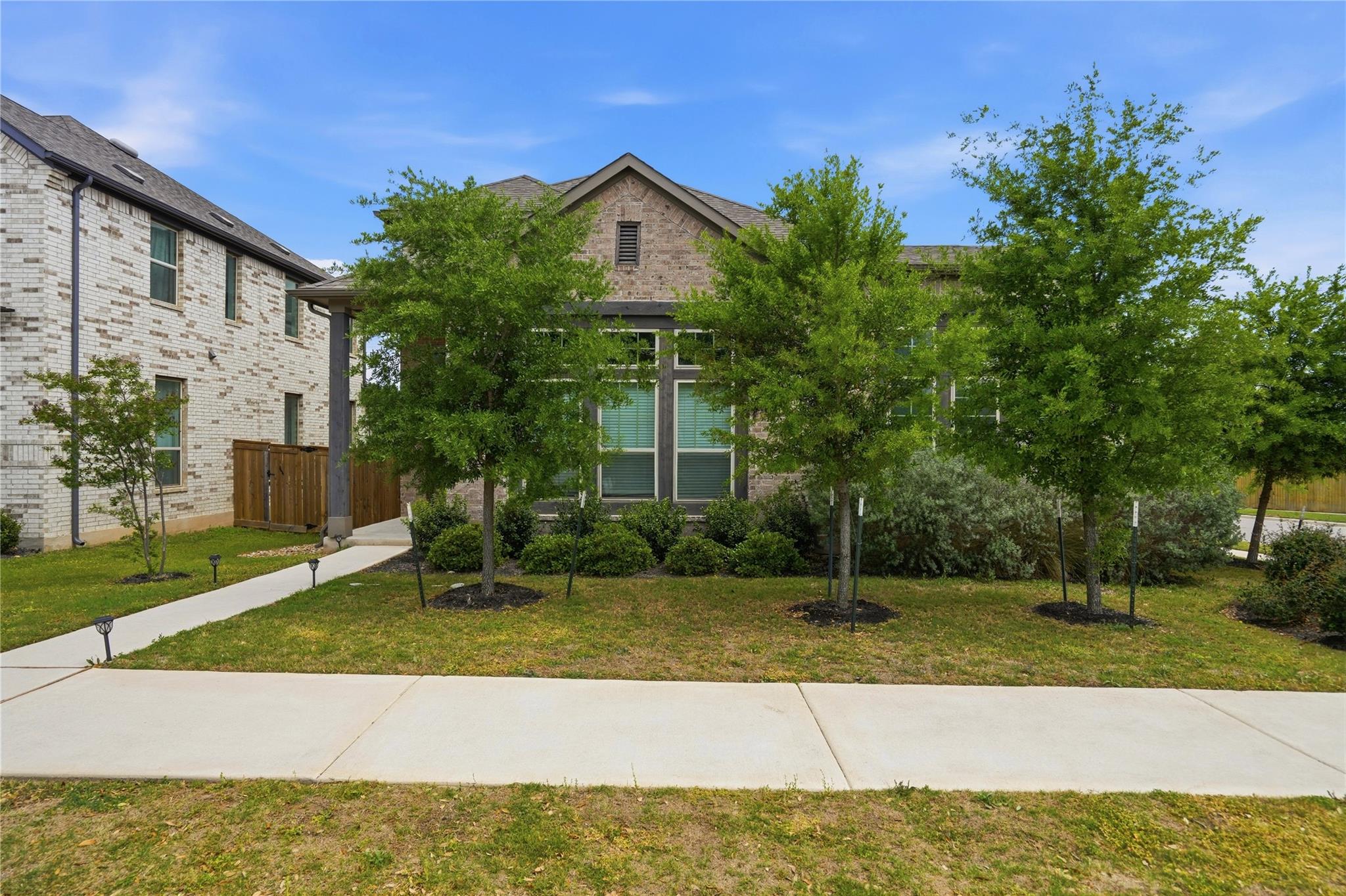 2804 Stone Branch DR