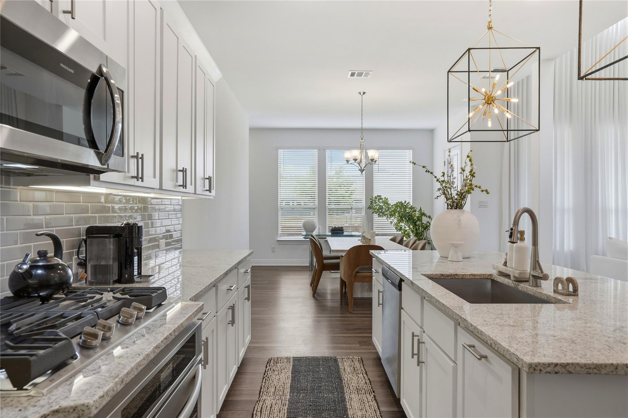 2804 Stone Branch DR