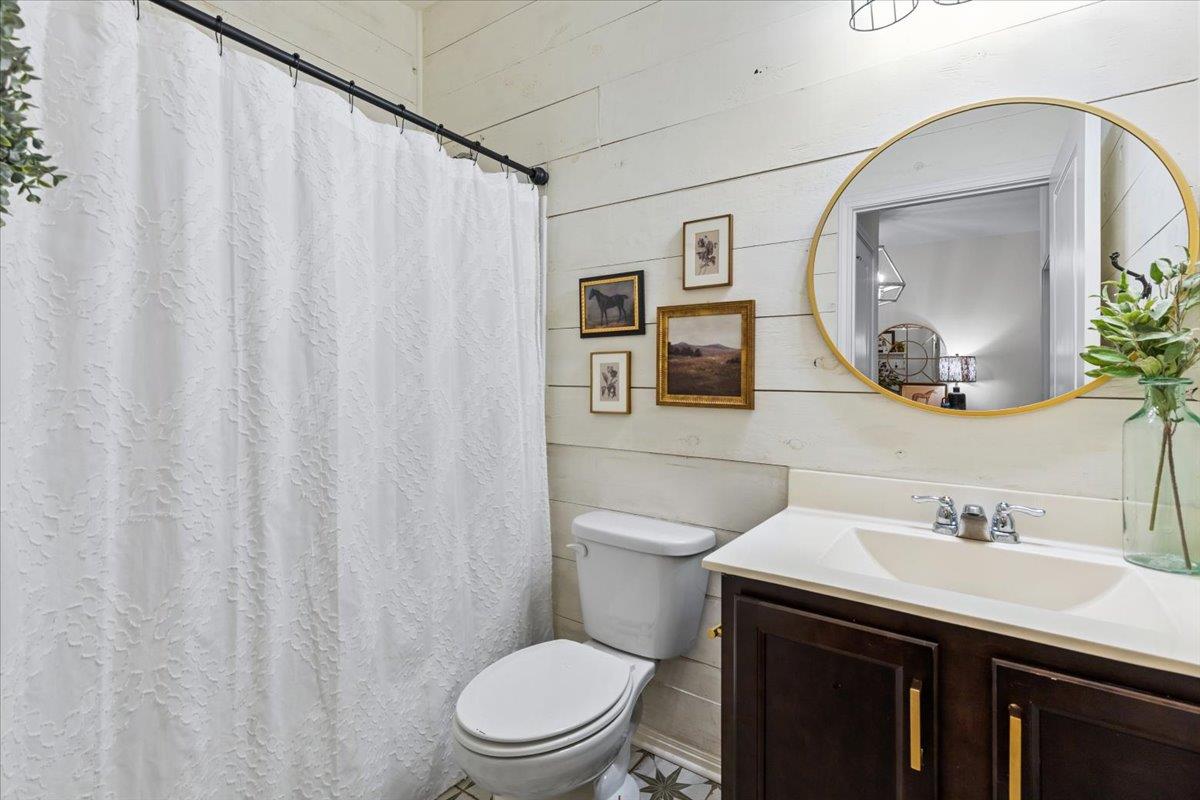 19305 Nathan Scott WAY