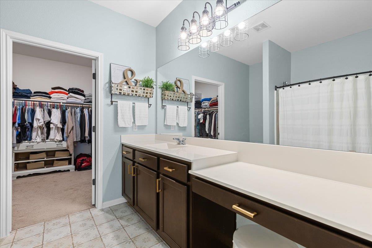 19305 Nathan Scott WAY