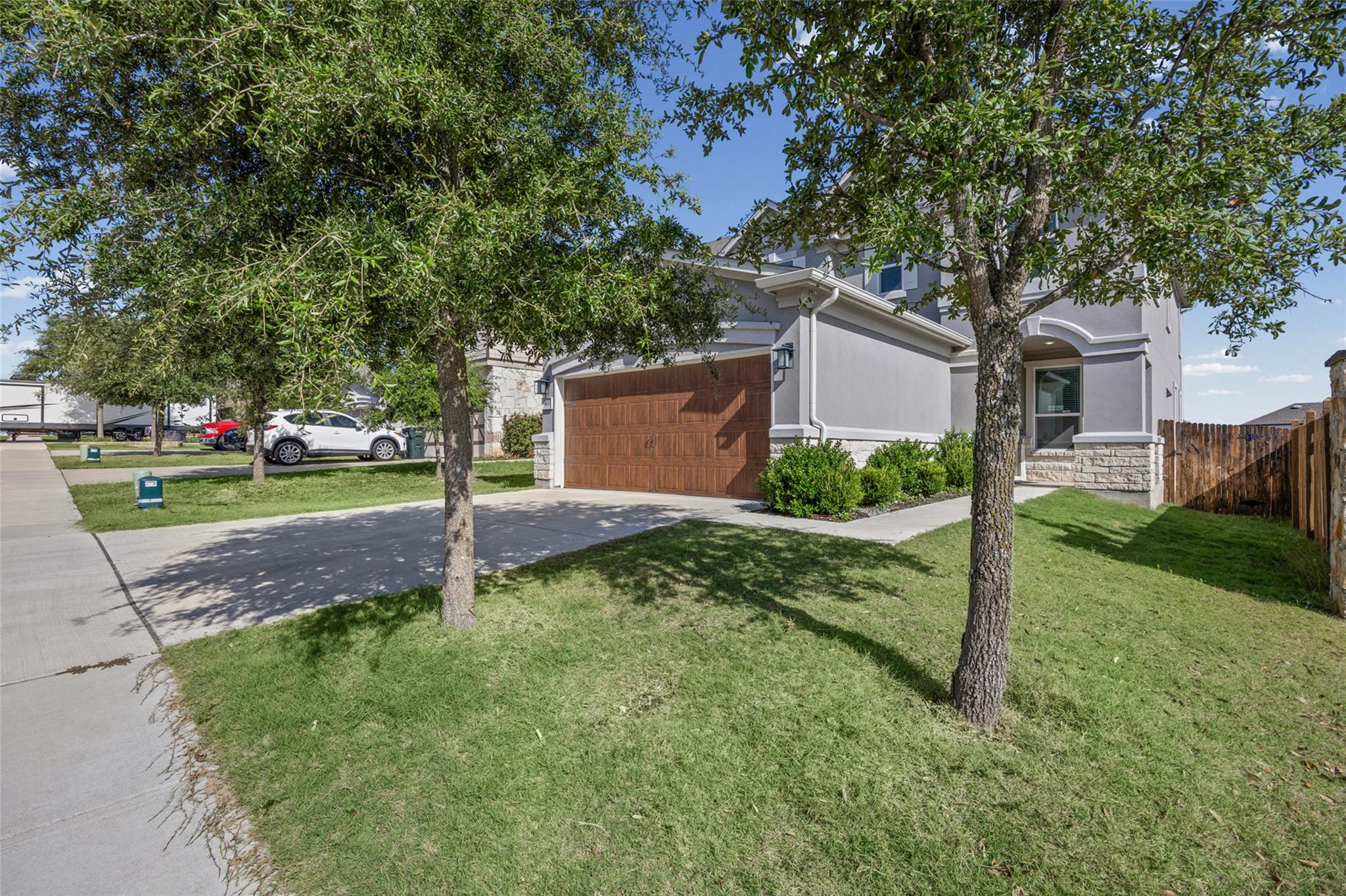 400 Conchillos DR