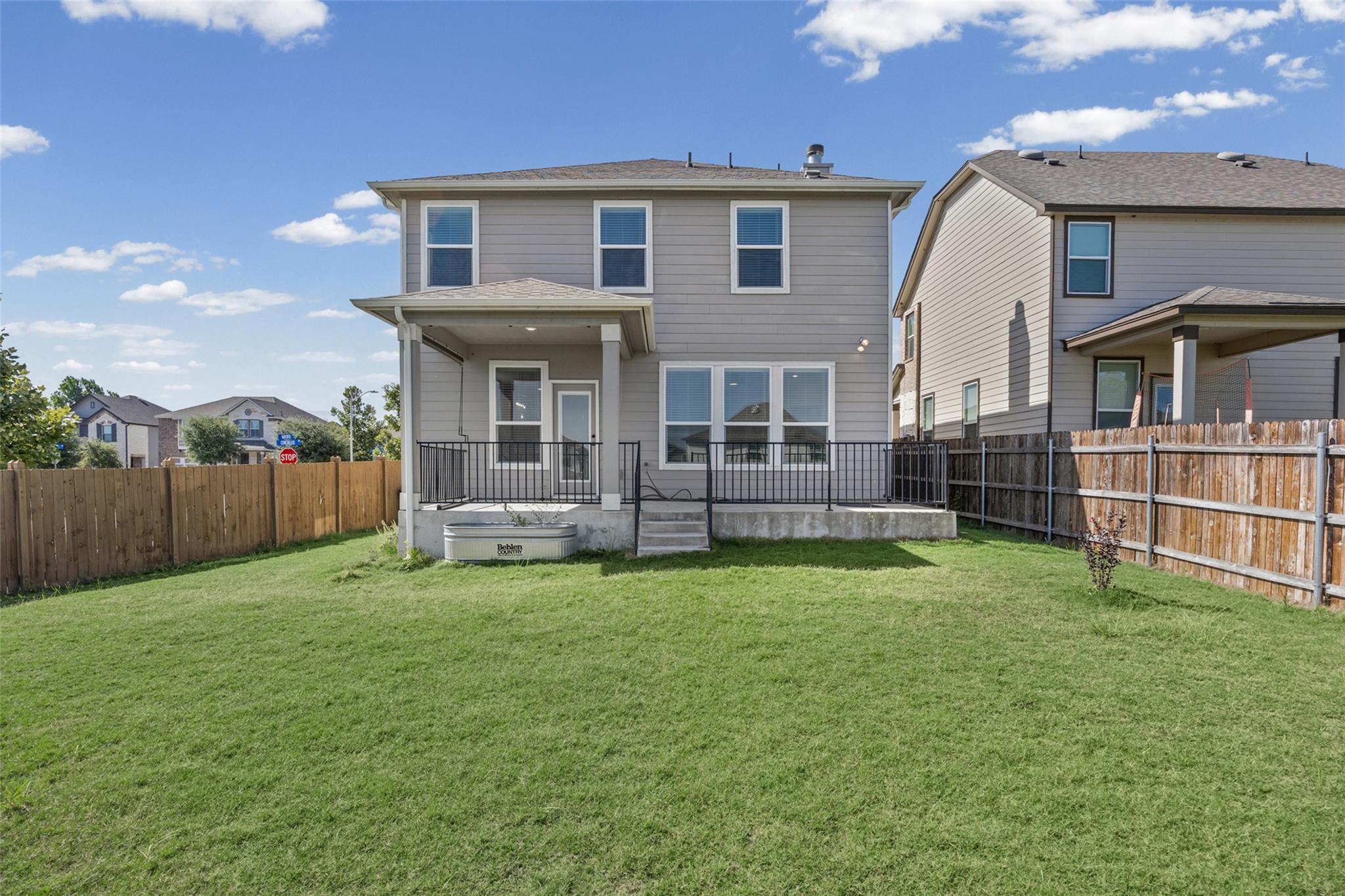 400 Conchillos DR
