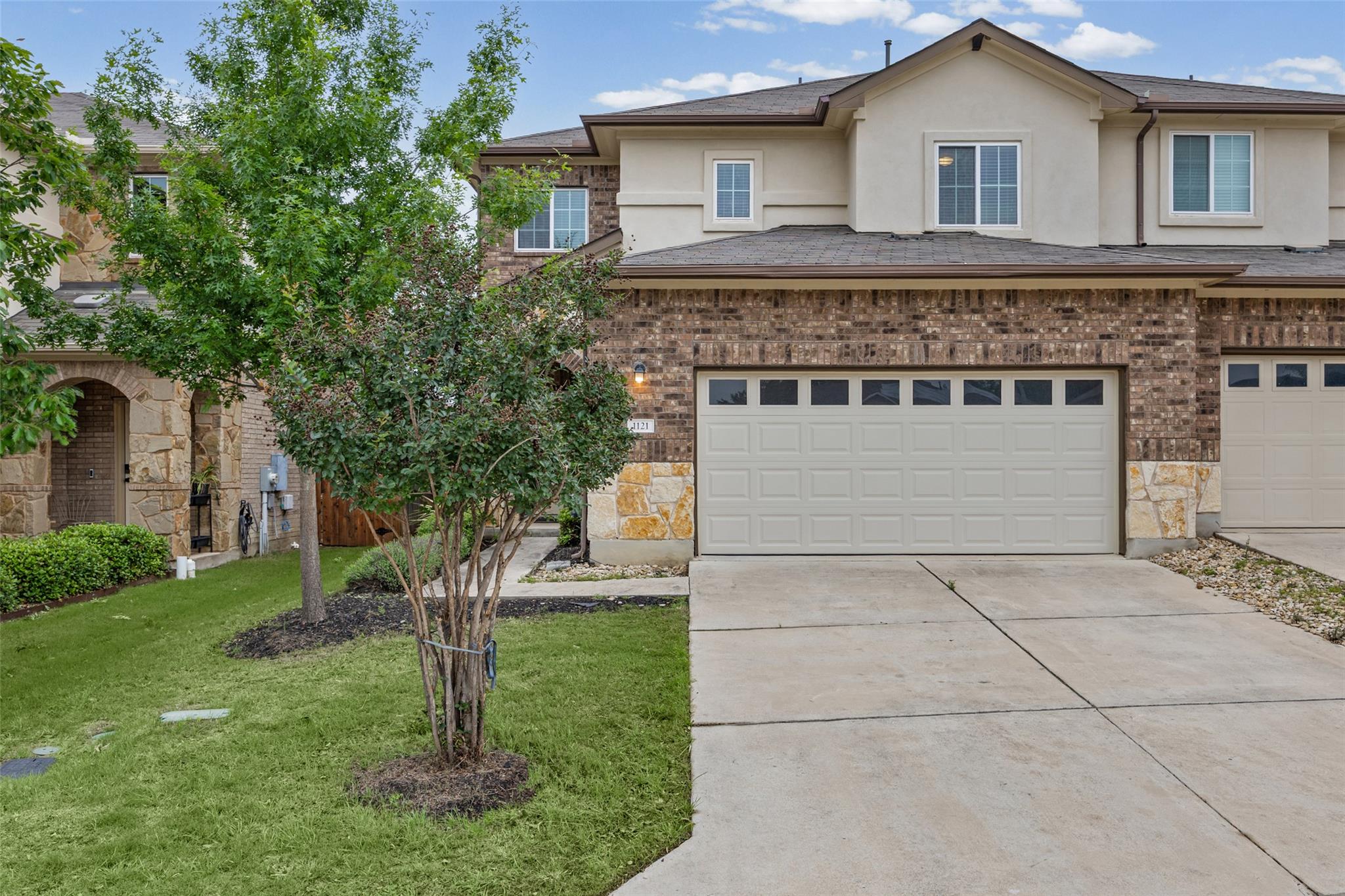 1121 La Conterra BLVD