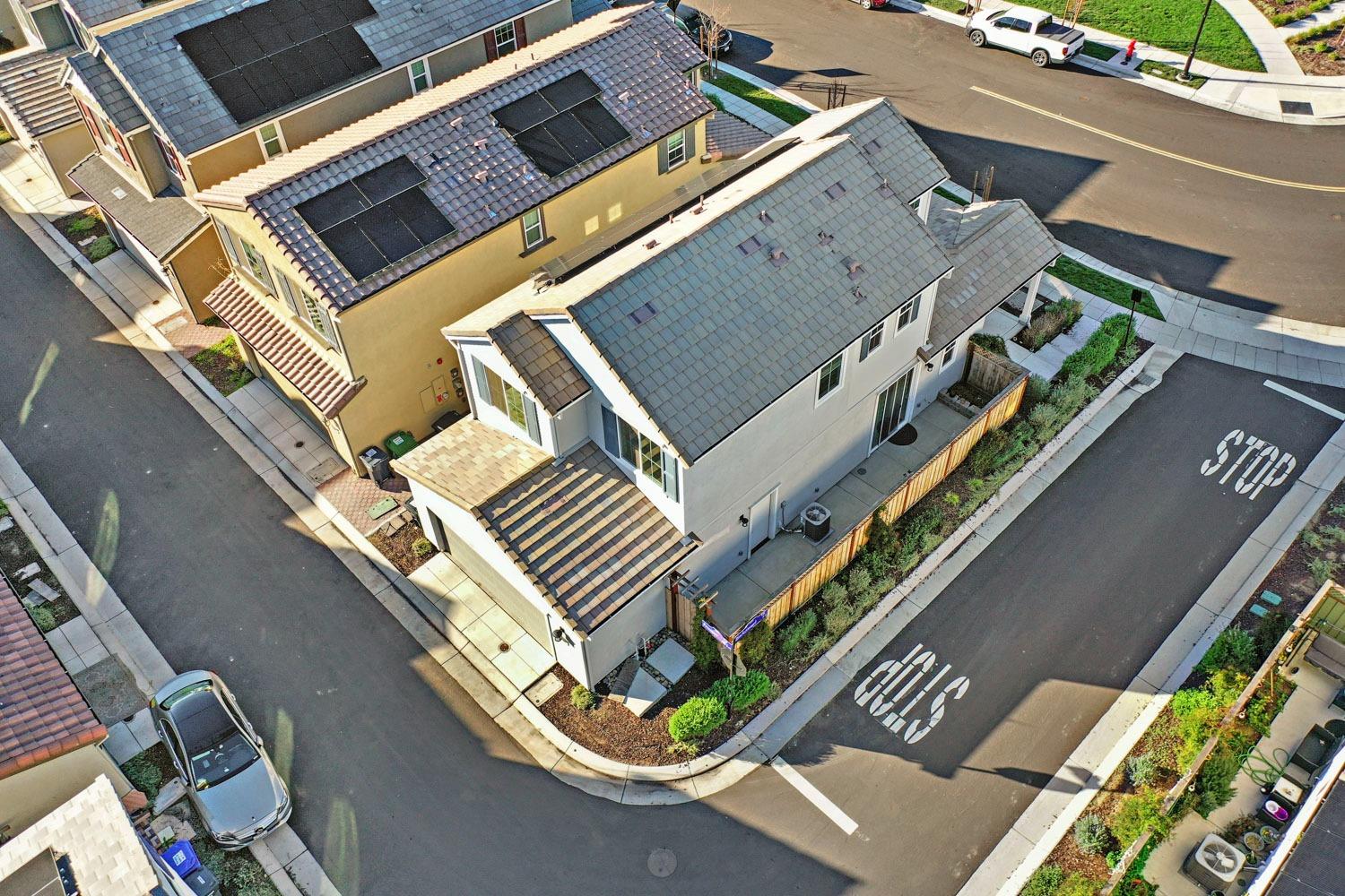 2331 S Sordello Avenue