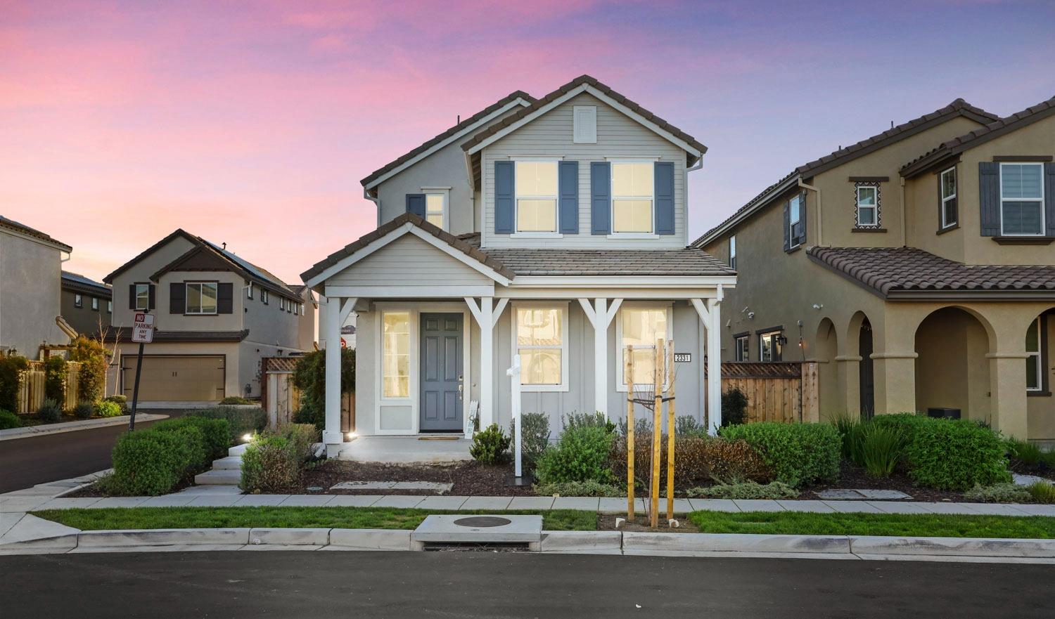 2331 S Sordello Avenue