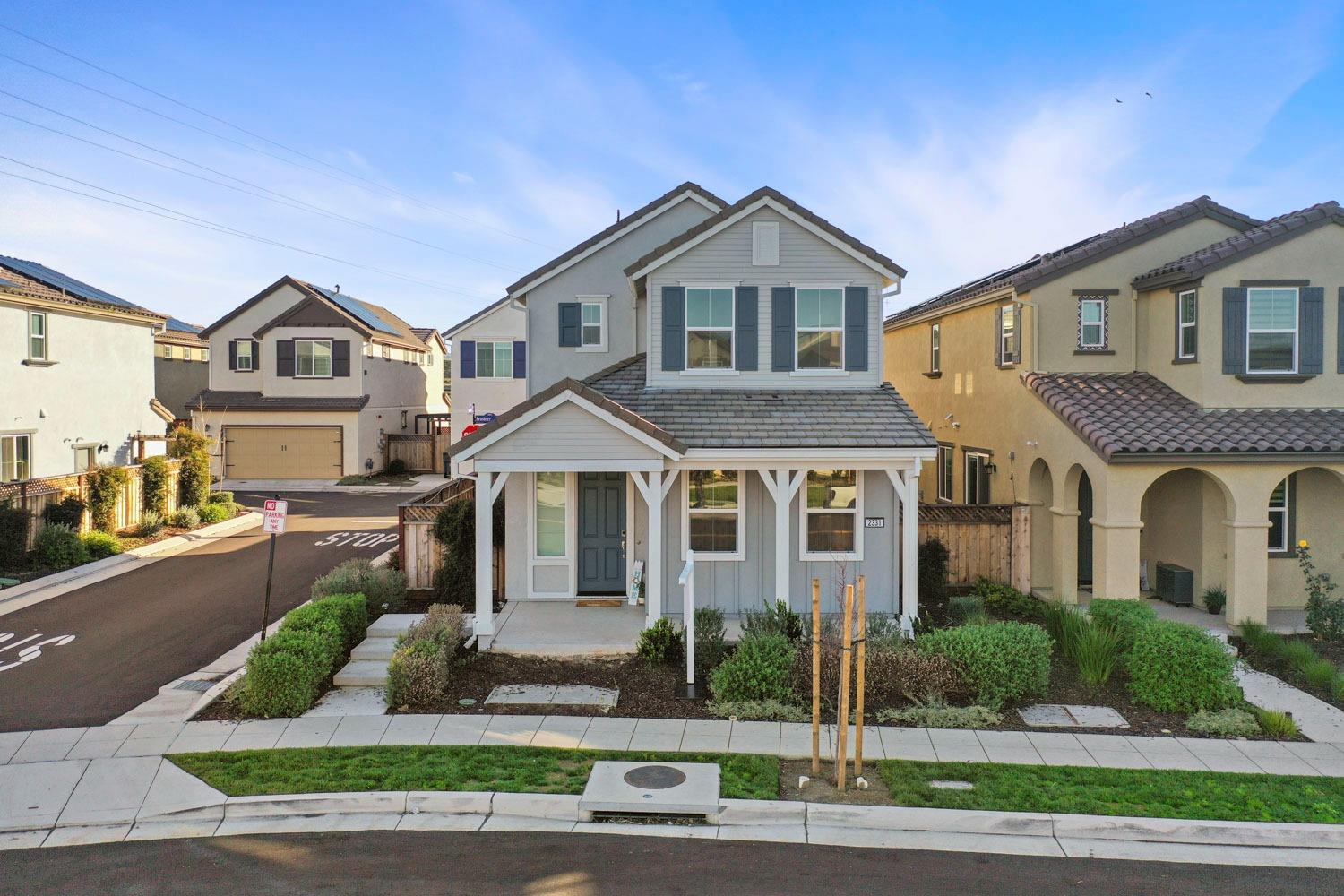 2331 S Sordello Avenue