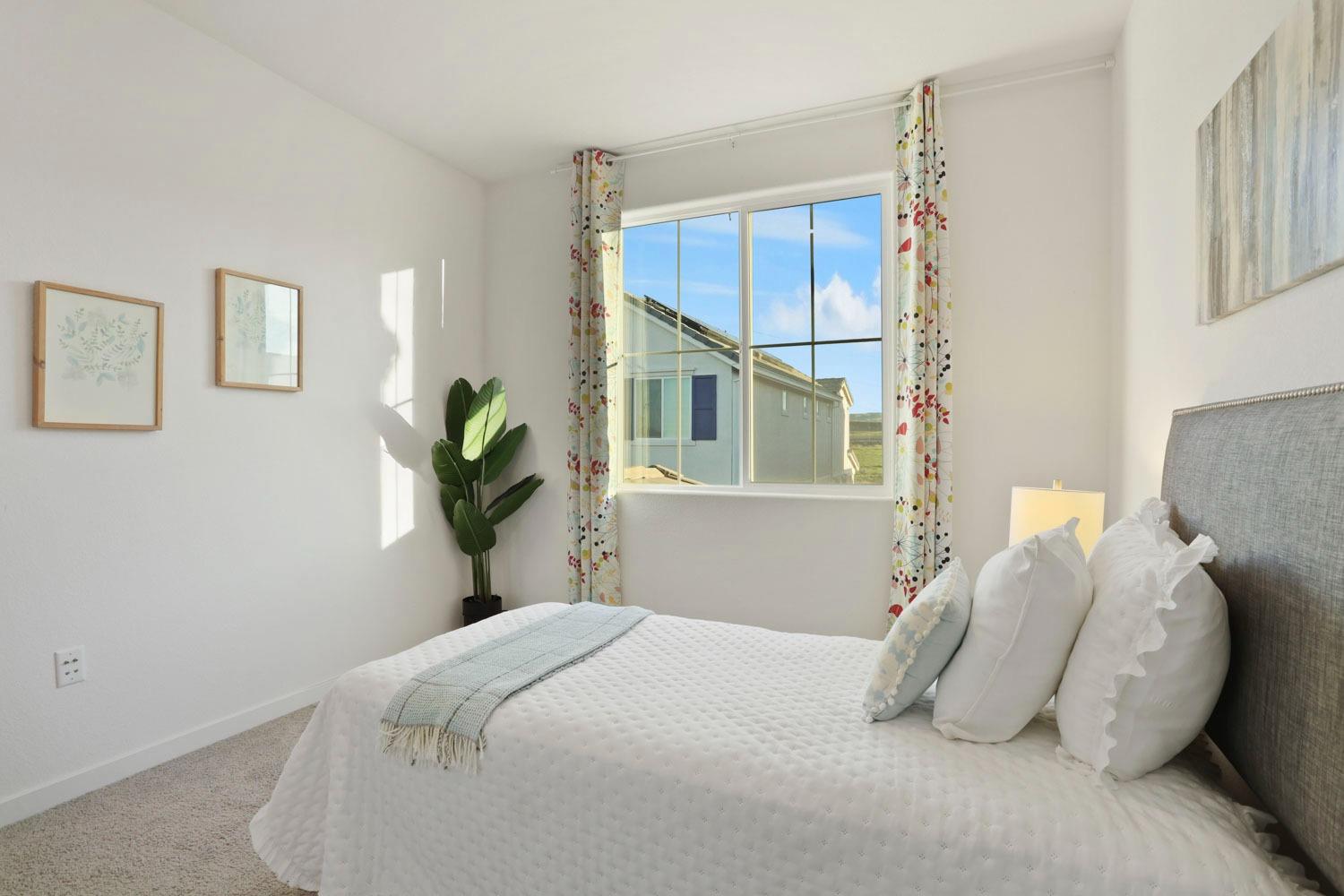 2331 S Sordello Avenue