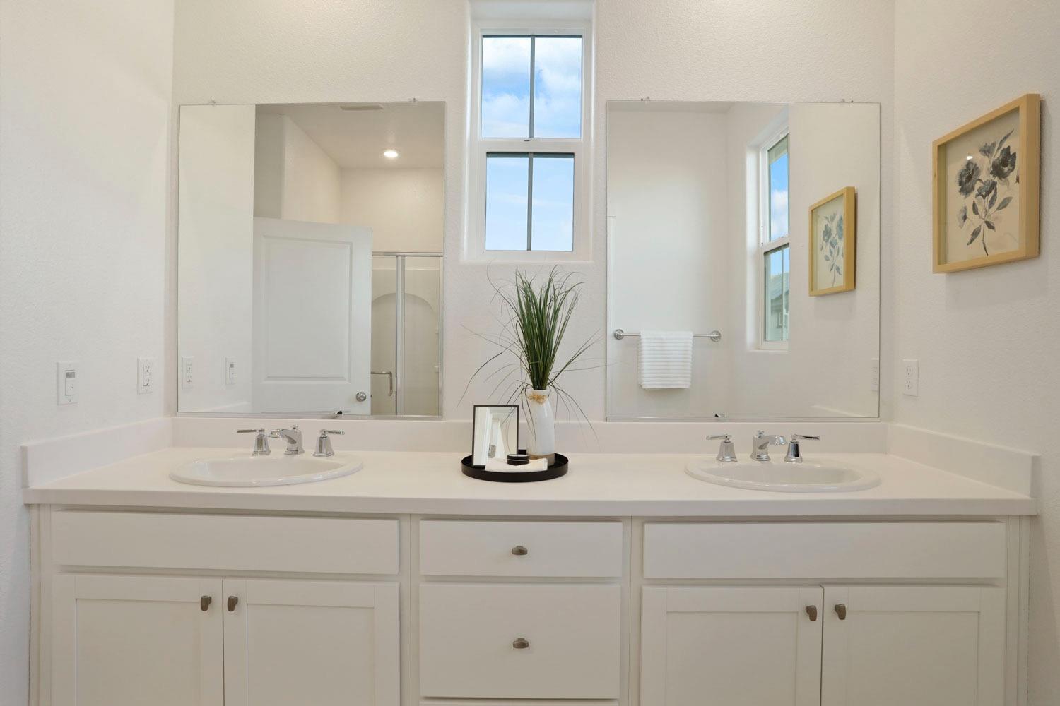 2331 S Sordello Avenue