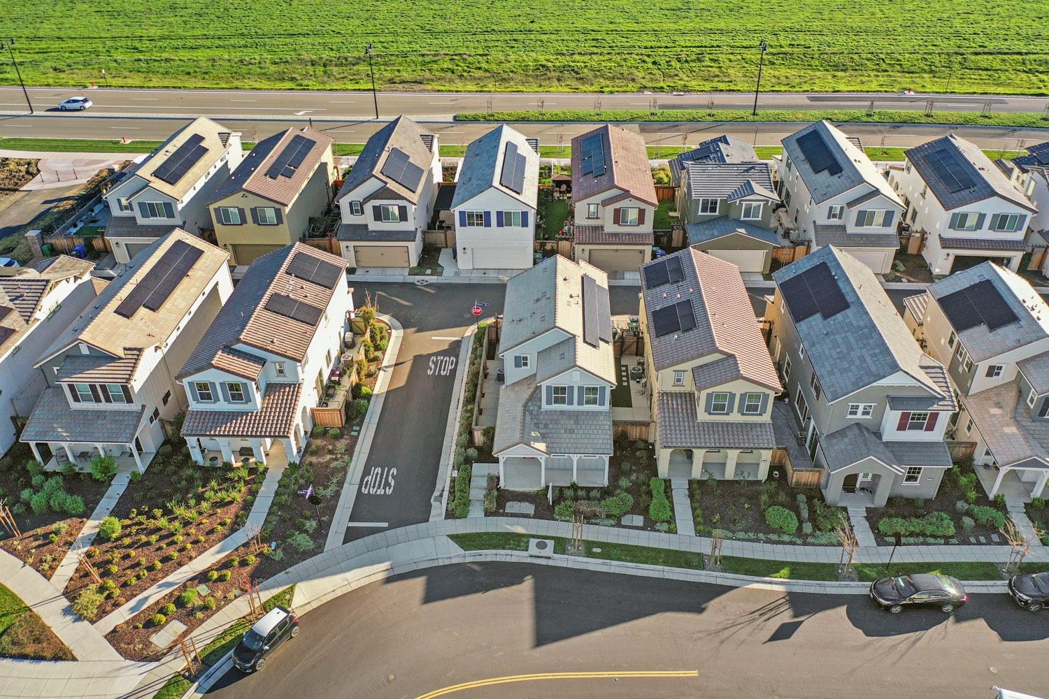 2331 S Sordello Avenue