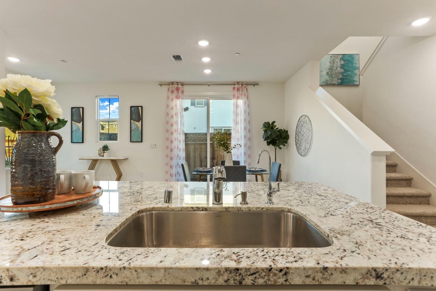 2331 S Sordello Avenue