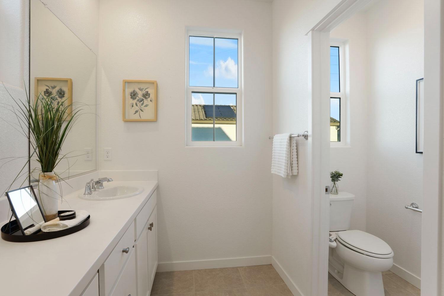 2331 S Sordello Avenue