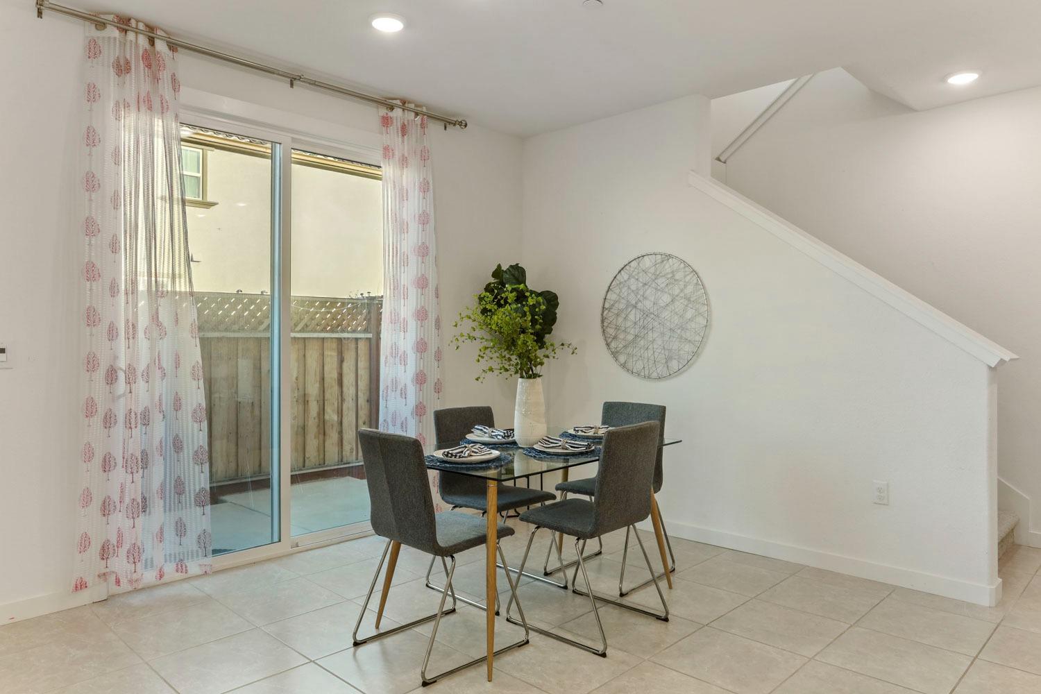 2331 S Sordello Avenue