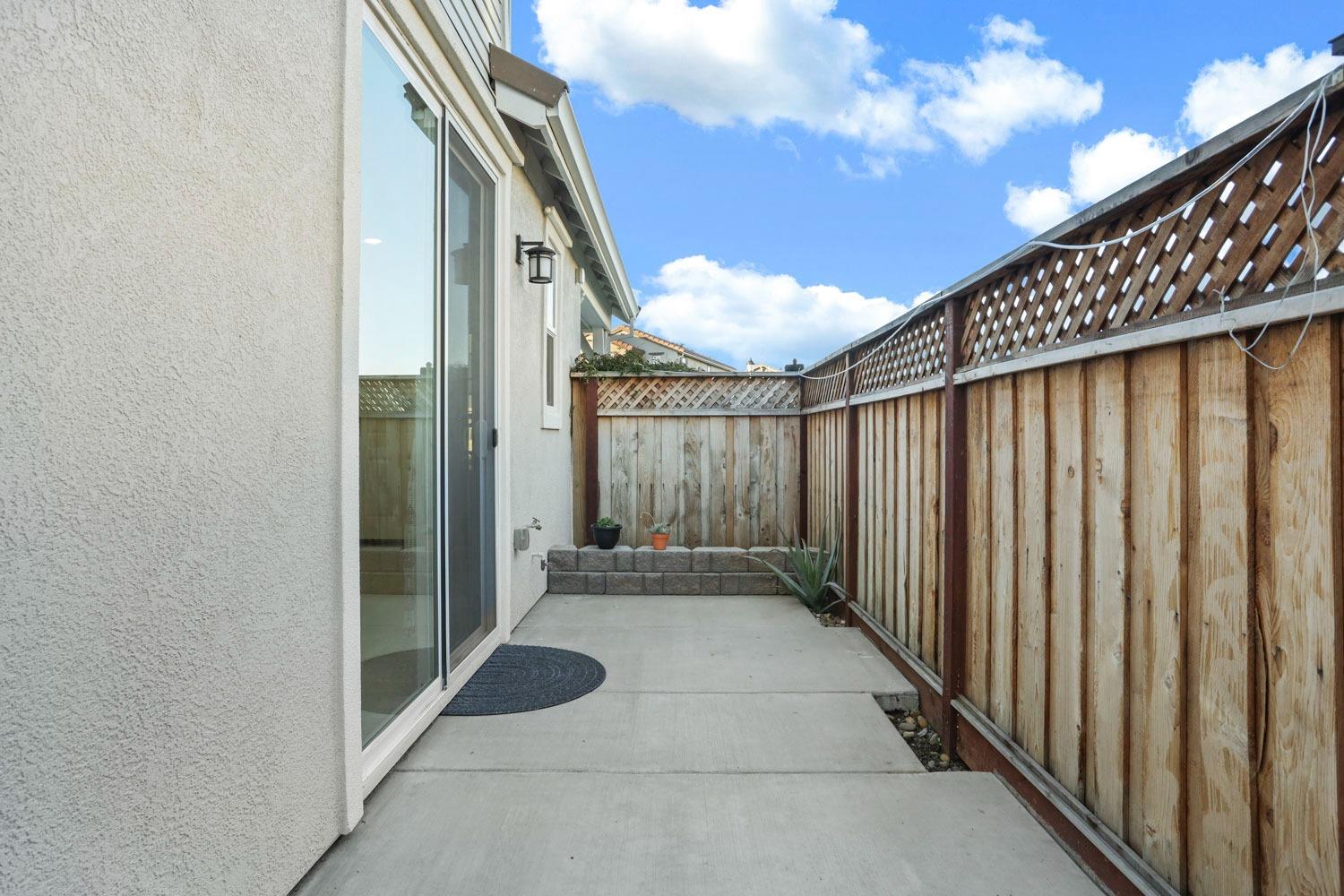 2331 S Sordello Avenue