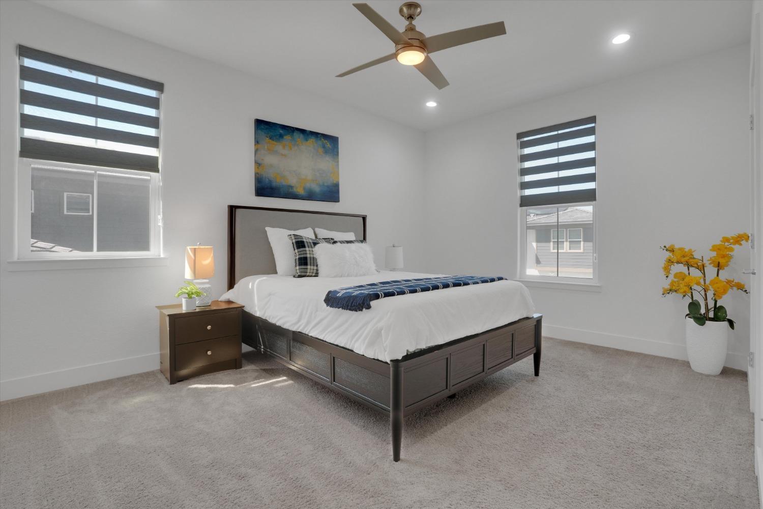 212 E Giacconi Place