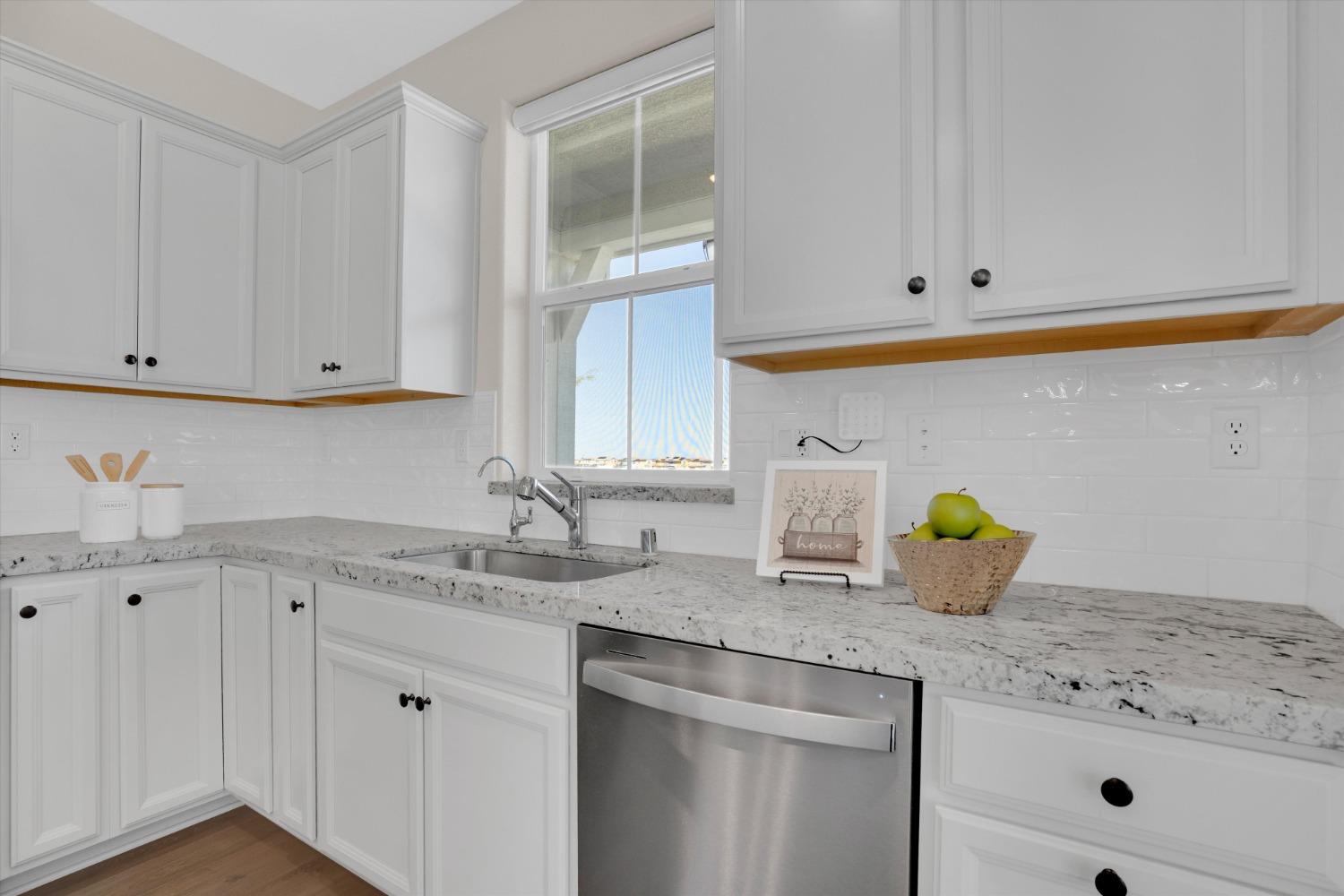 136 E Tuso Ranch Road