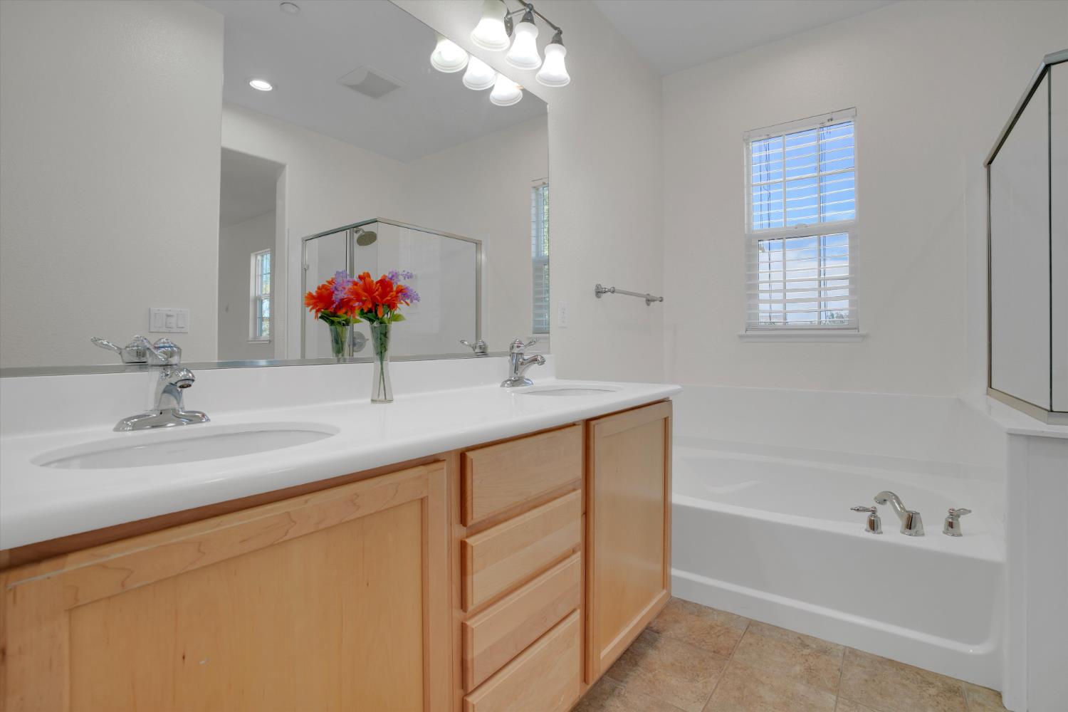 18 S Rio Rapido Drive