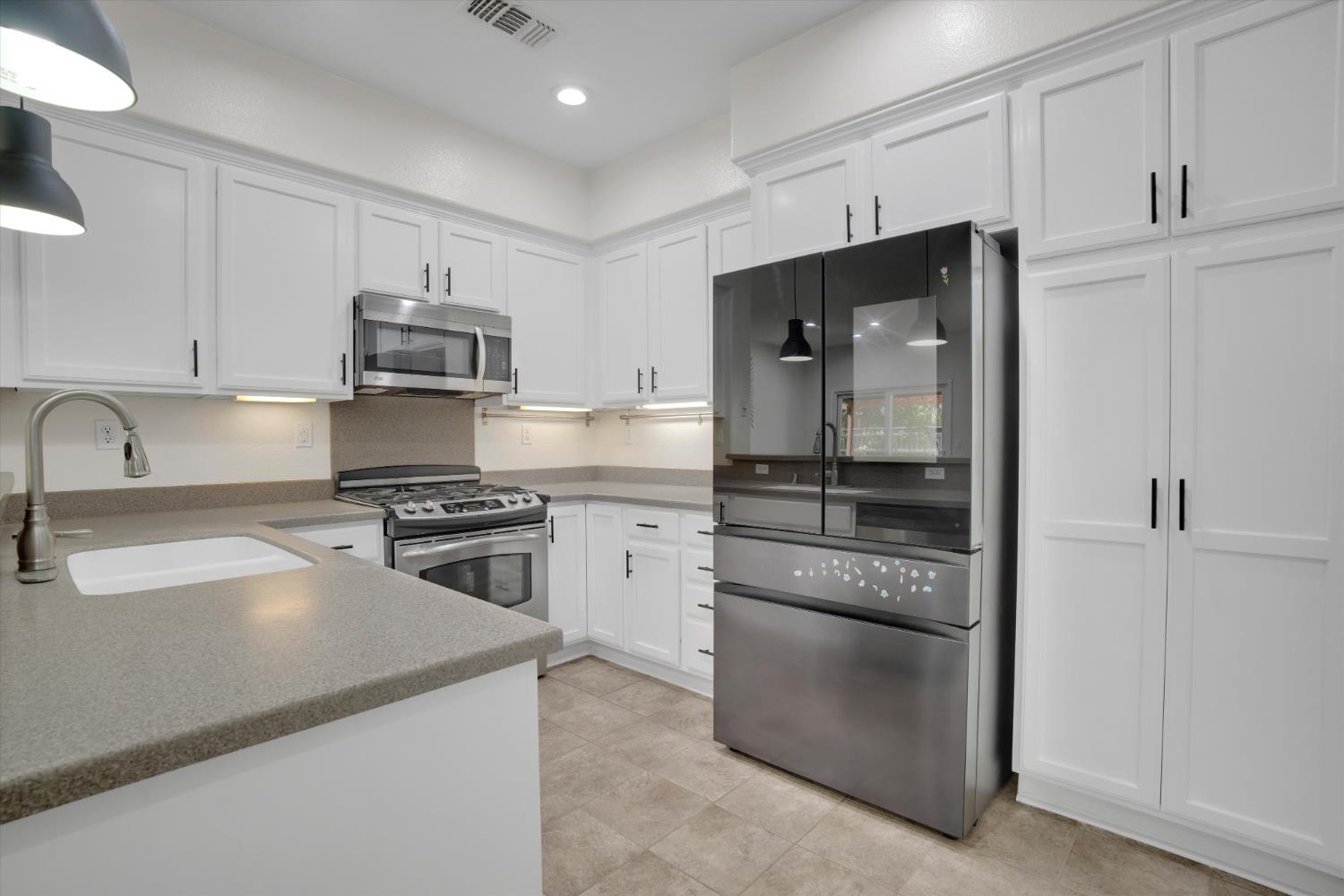 18 S Rio Rapido Drive