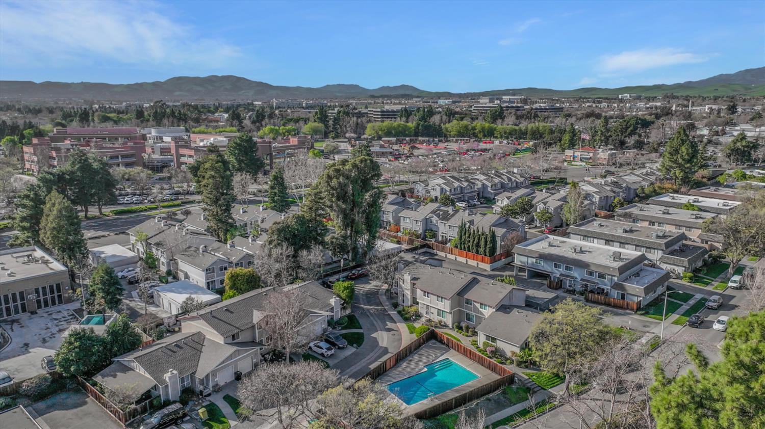 4451 Fairlands Drive