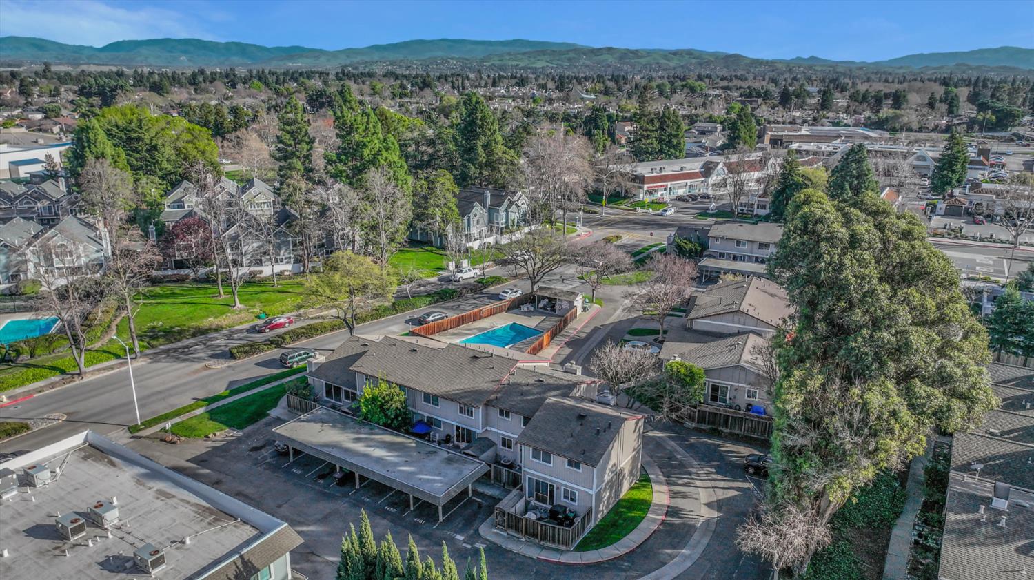 4451 Fairlands Drive