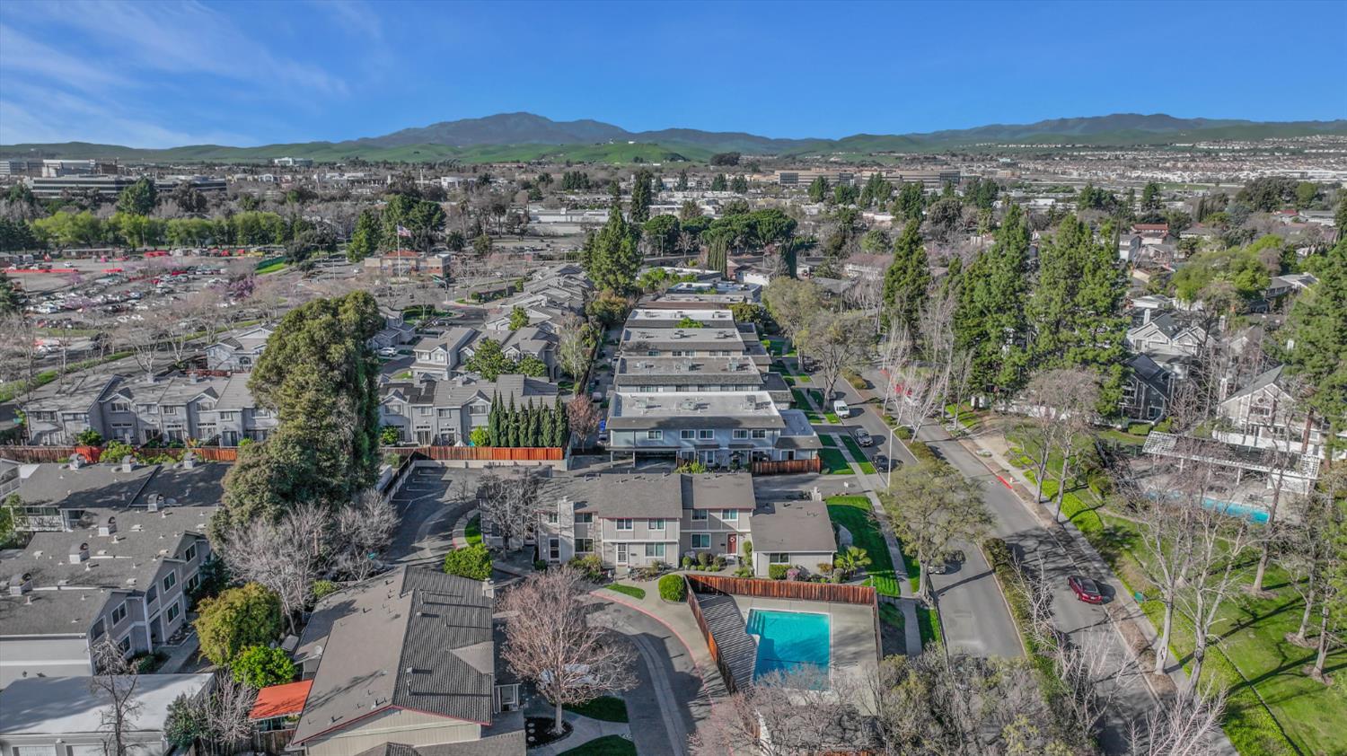 4451 Fairlands Drive