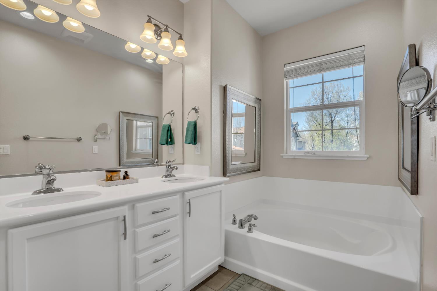 62 S Rio Rapido Drive