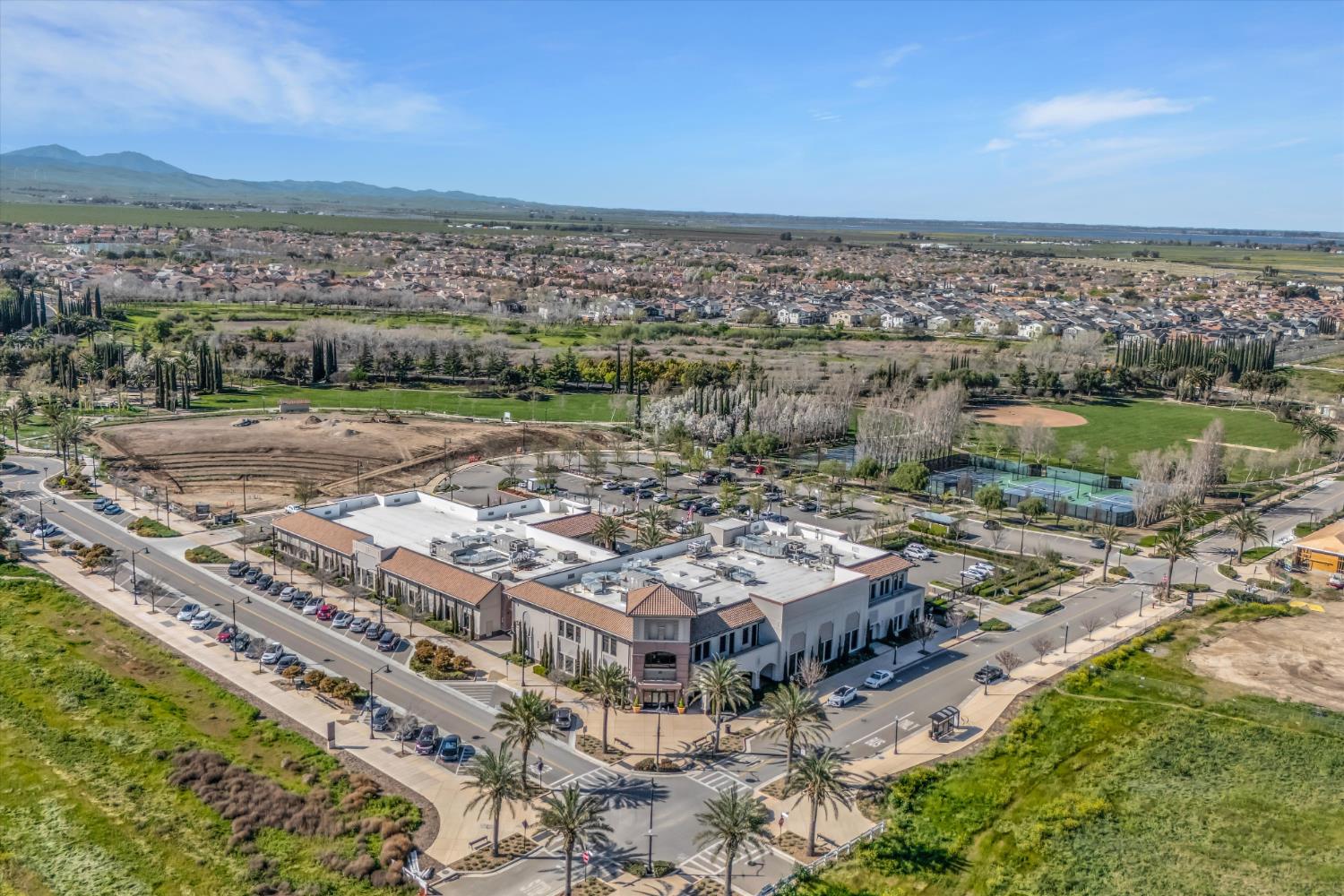 61 W San Diego Drive