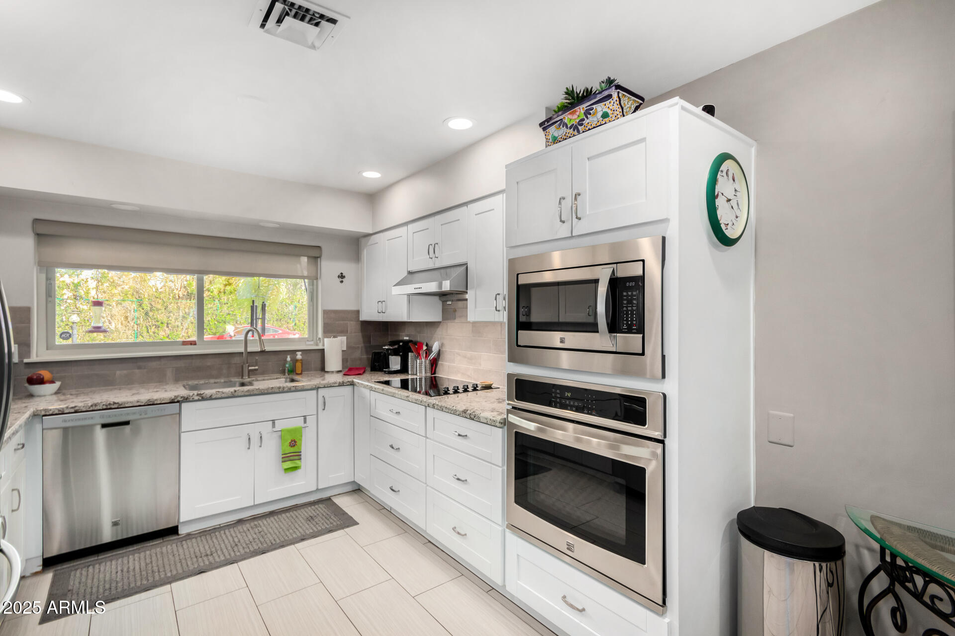 4702 N 78TH Street