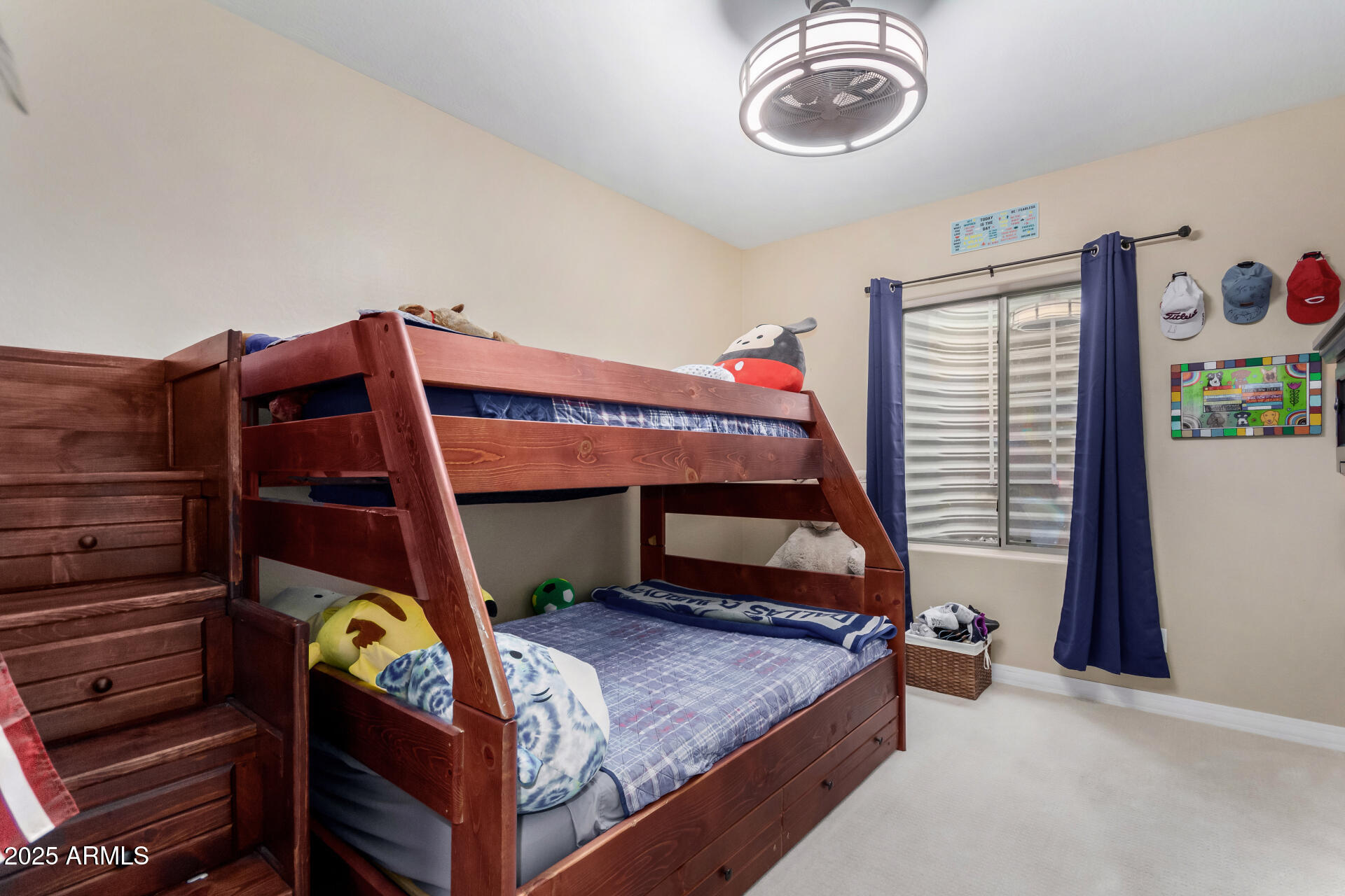 4217 E Edgemont Avenue