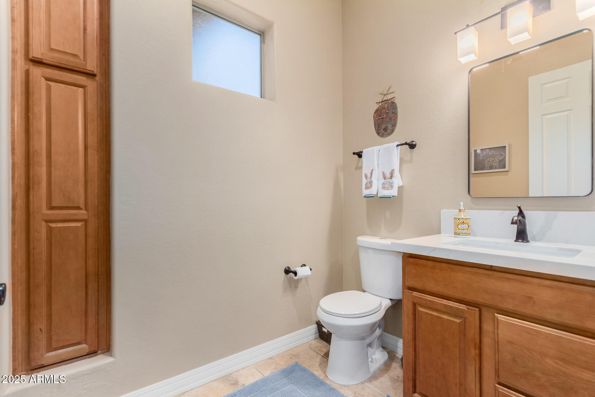 4217 E Edgemont Avenue