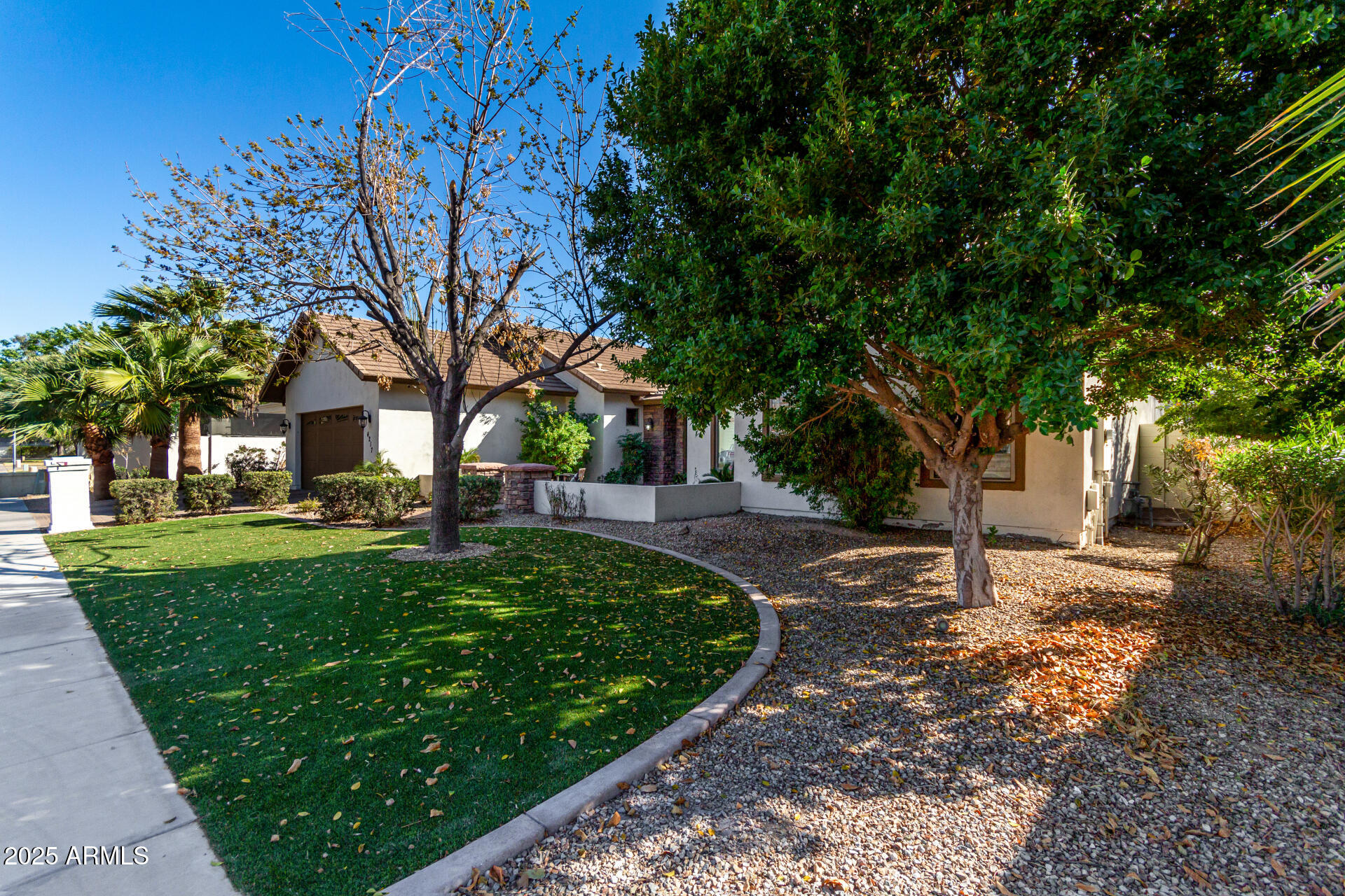 4217 E Edgemont Avenue