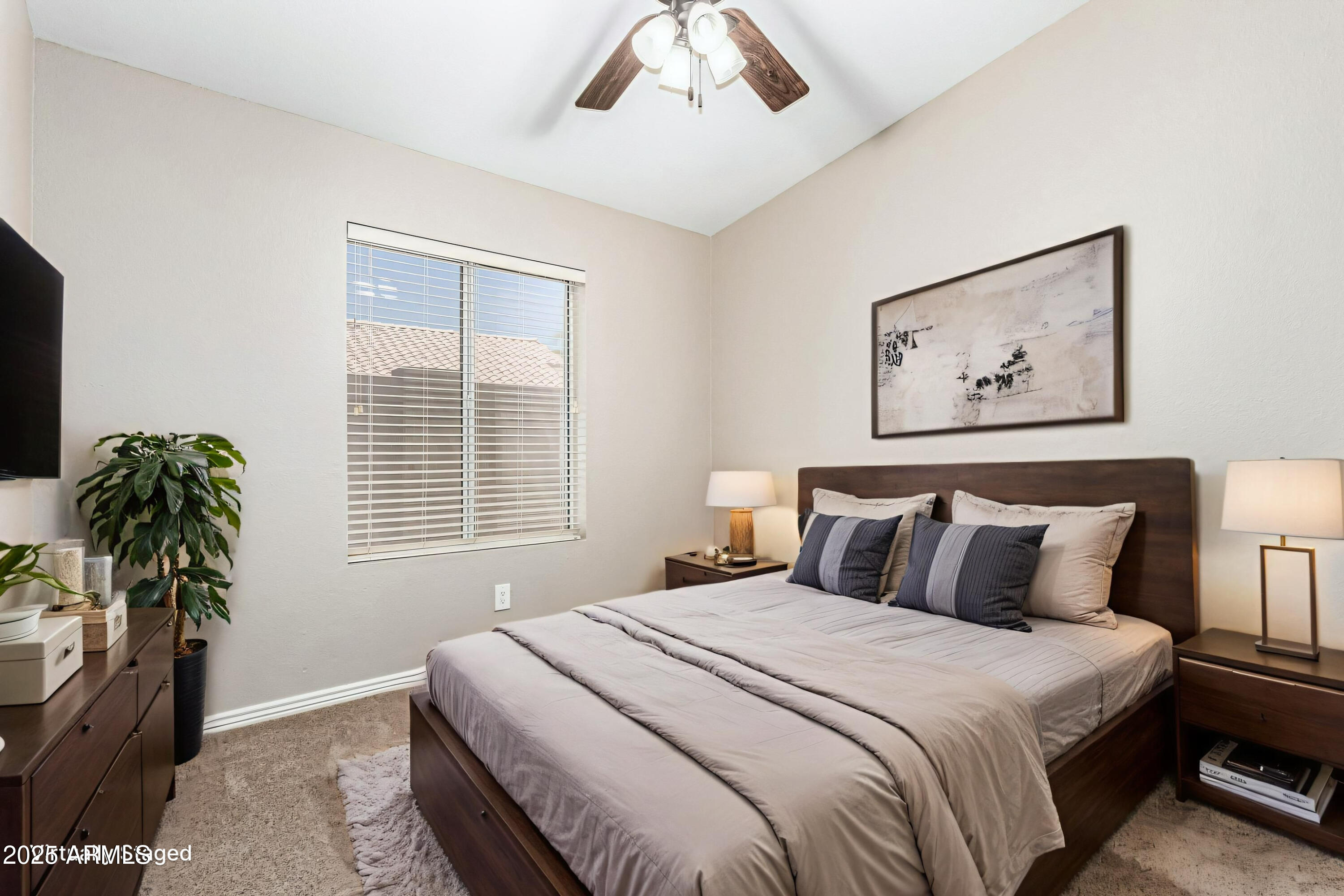 6241 W BLACKHAWK Drive