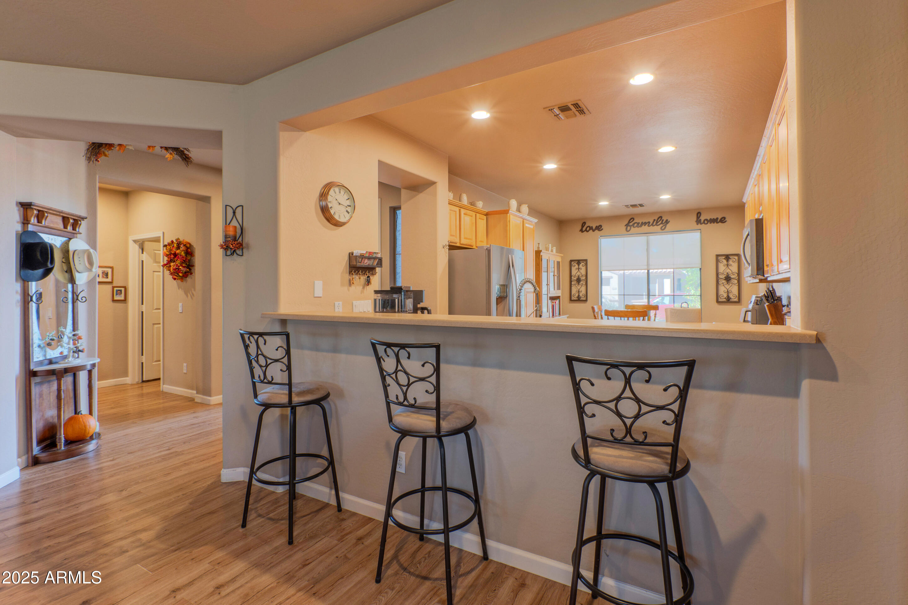 41019 N IRON HORSE Way