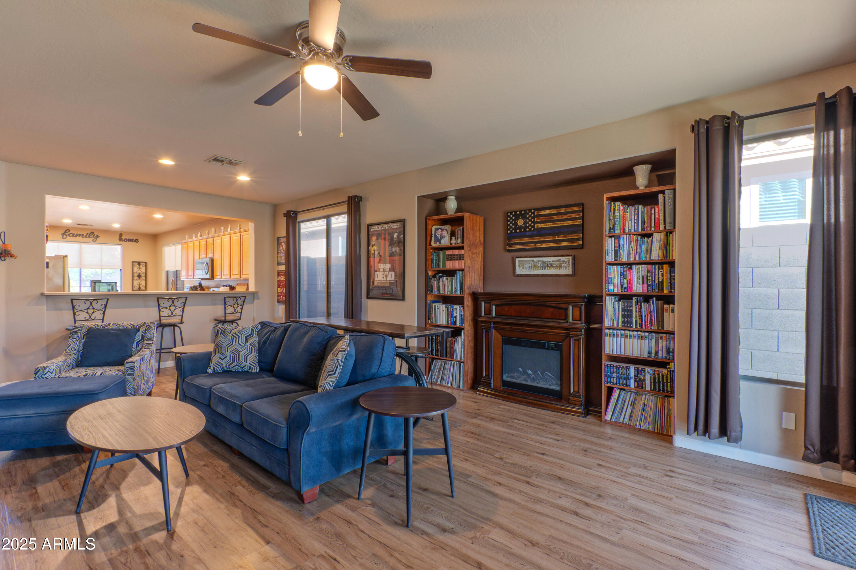 41019 N IRON HORSE Way