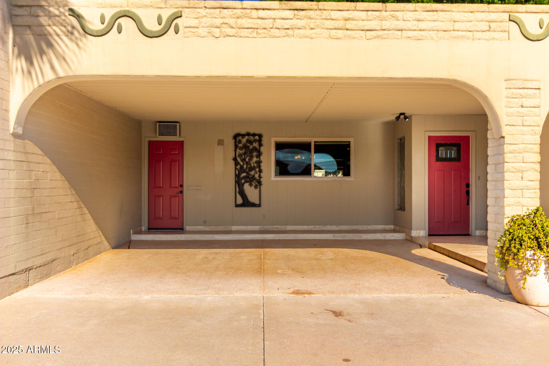 7846 E NORTHLAND Drive