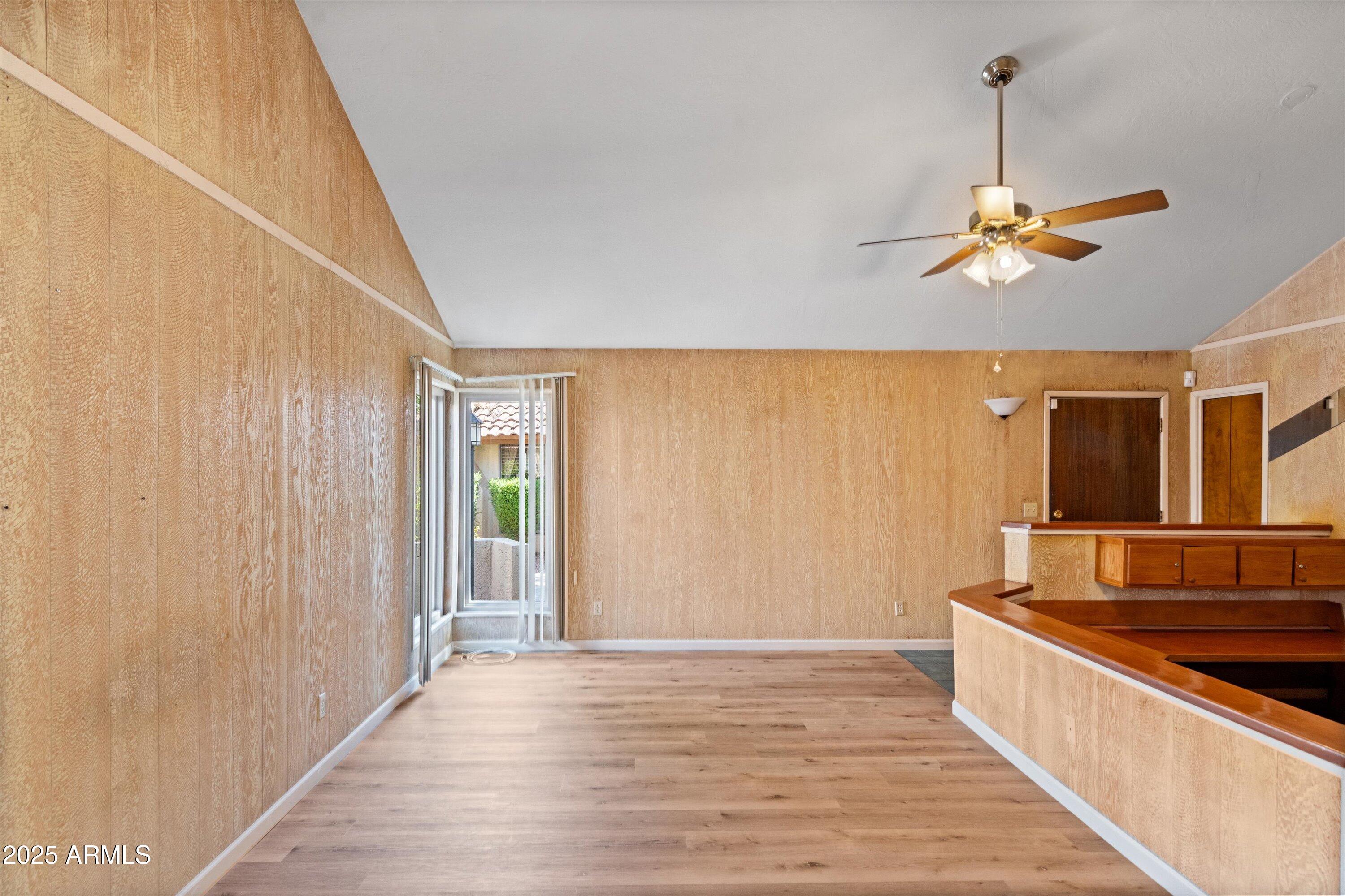 6533 N 7TH Avenue 34