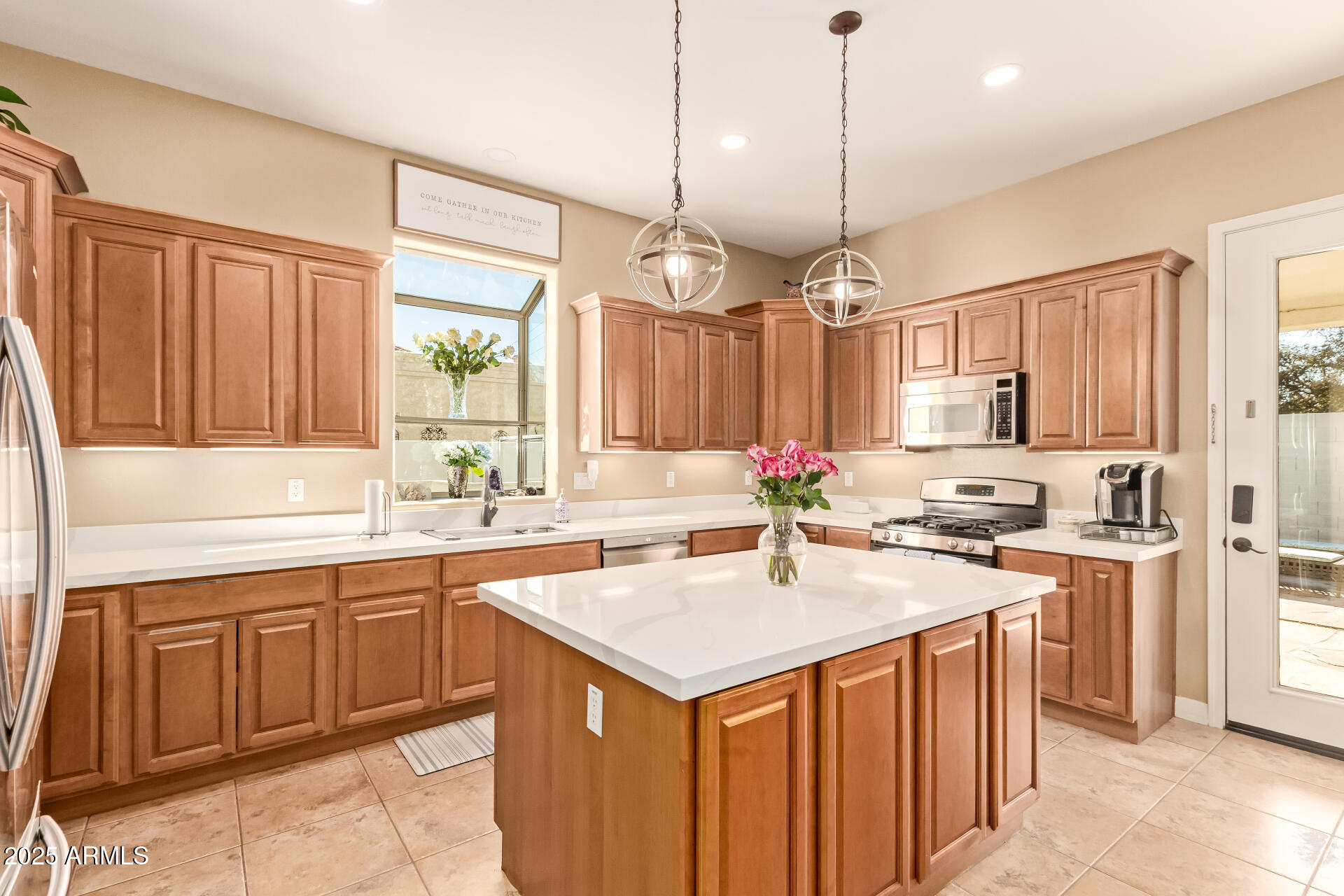 4217 E Edgemont Avenue