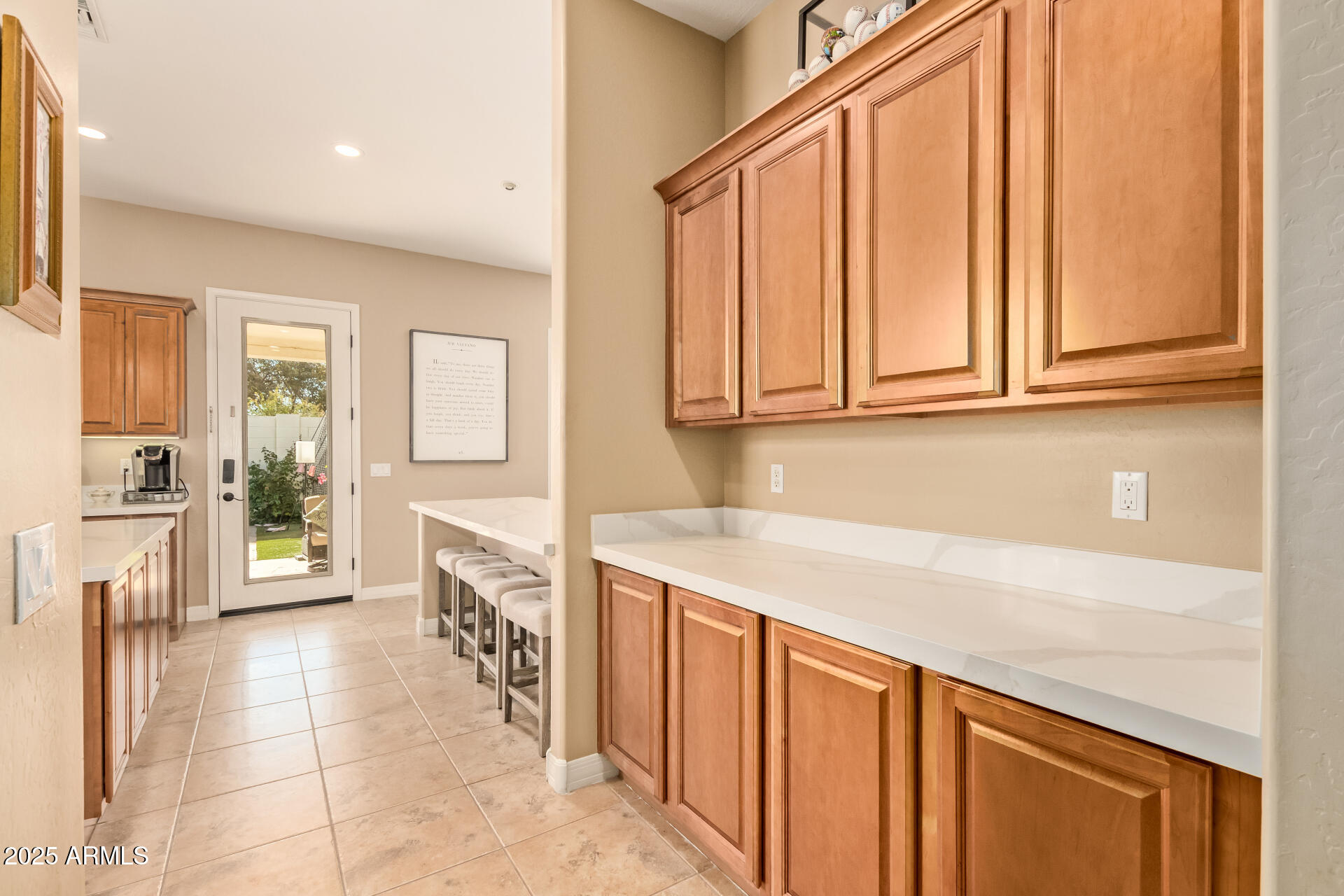 4217 E Edgemont Avenue