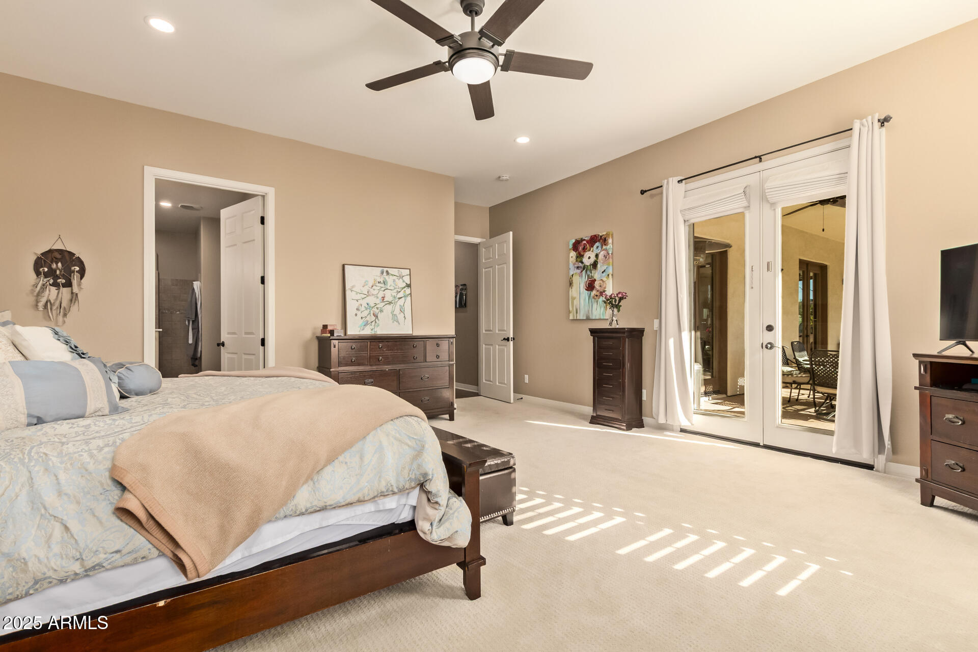 4217 E Edgemont Avenue